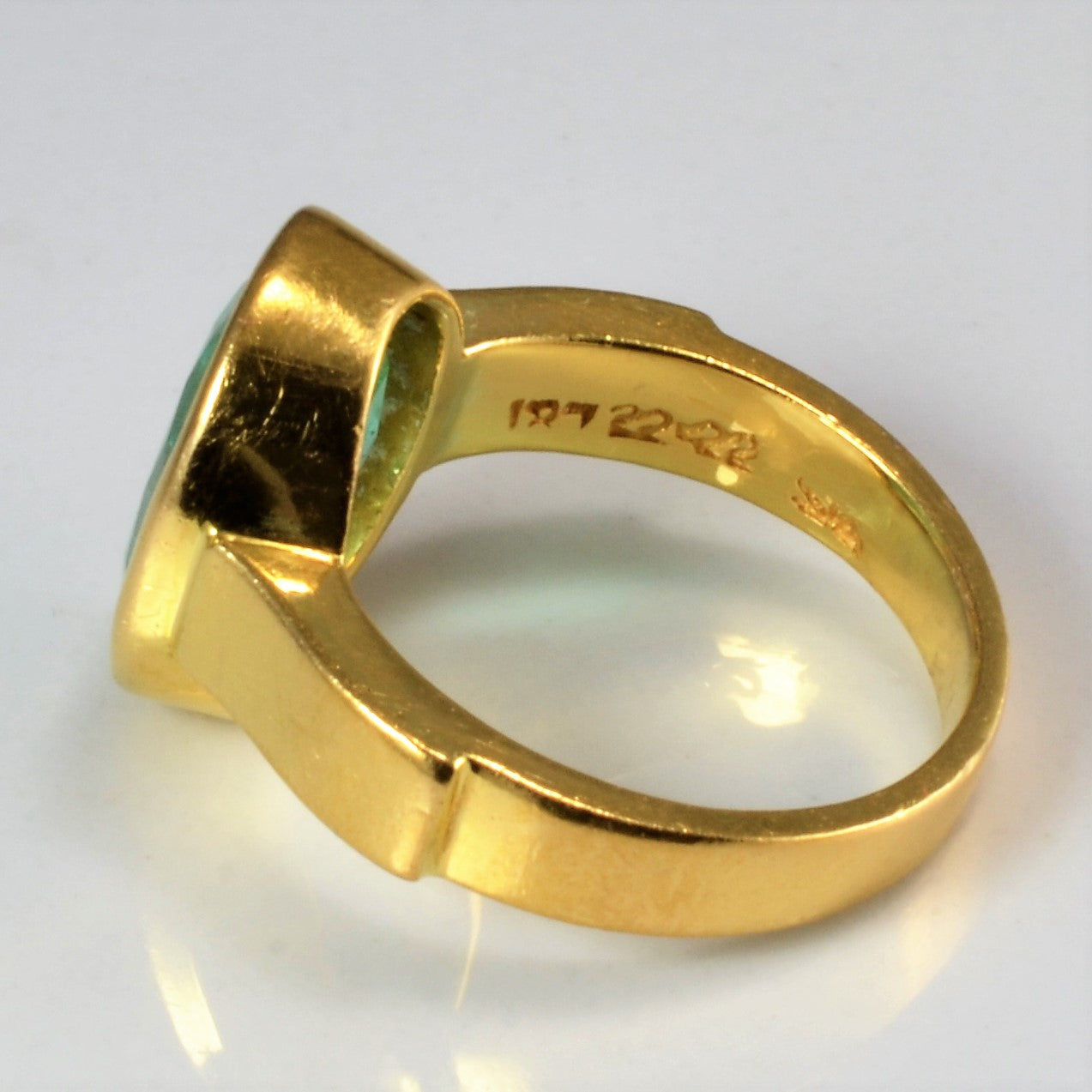 Bezel Set Emerald Ring | SZ 4 |