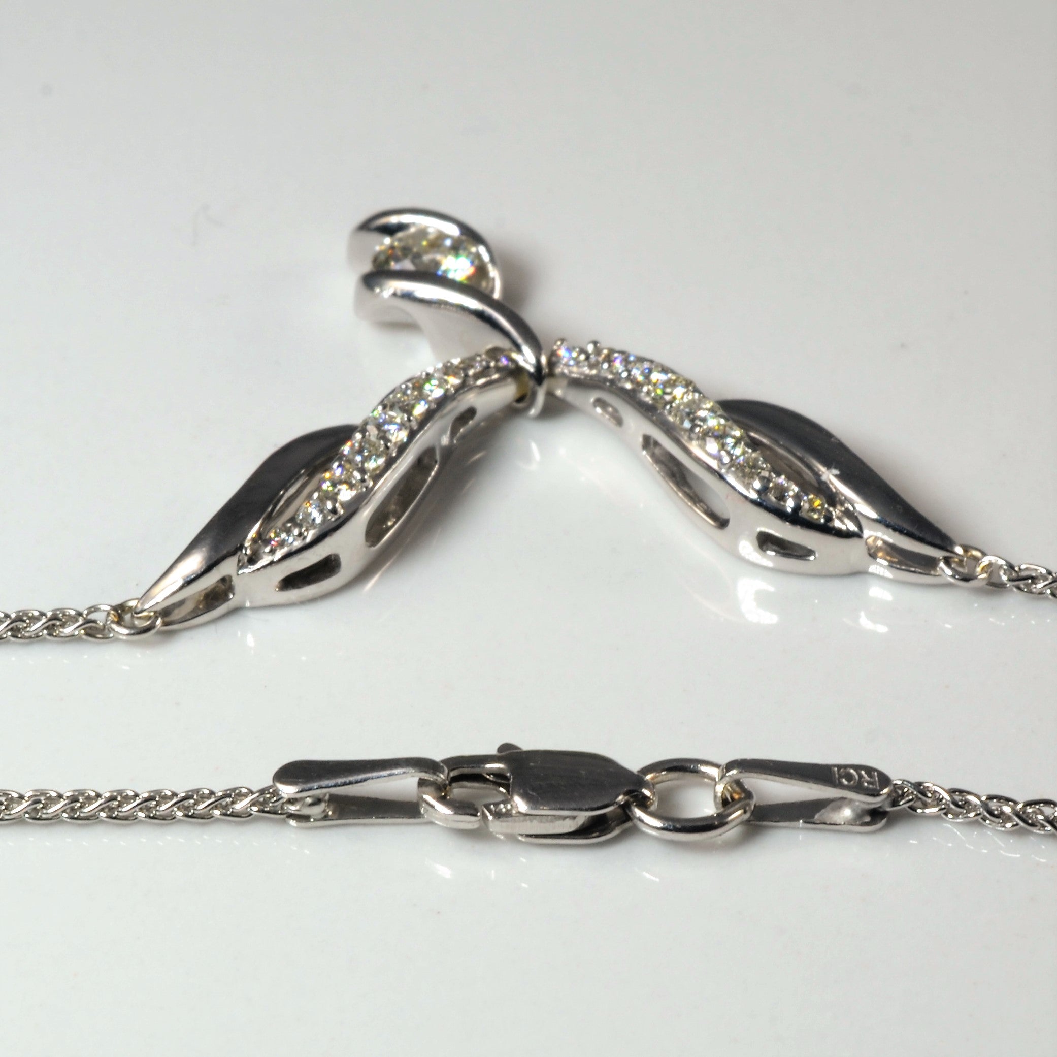 Diamond Twist Drop Plate Necklace | 0.46ctw | 17" |