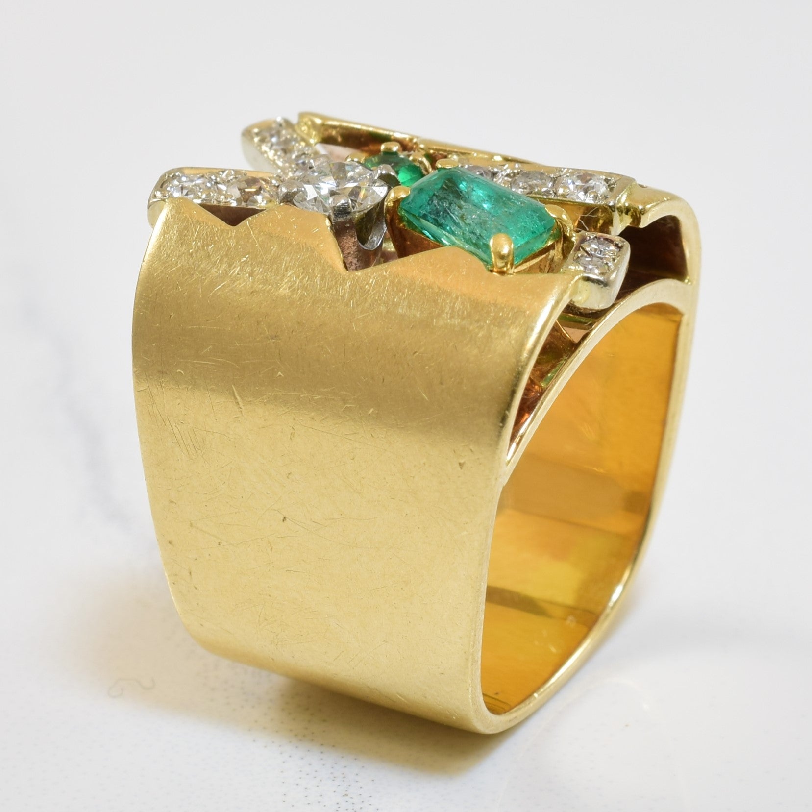 Unique Emerald & Diamond Ring | 0.40ctw, 0.35ctw | SZ 3.25 |