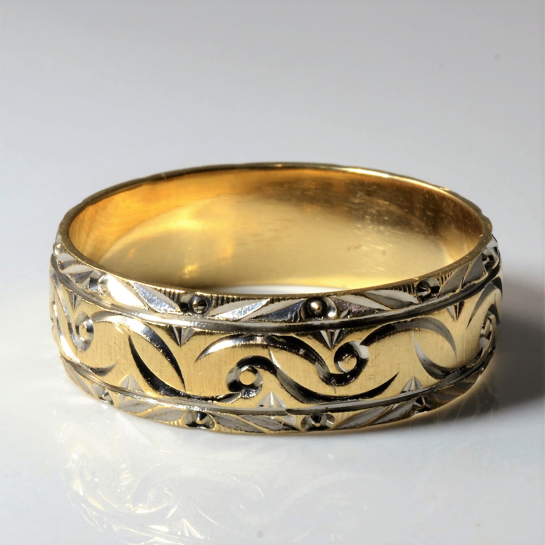 Ornate Two Tone Gold Band | SZ 13.75 |