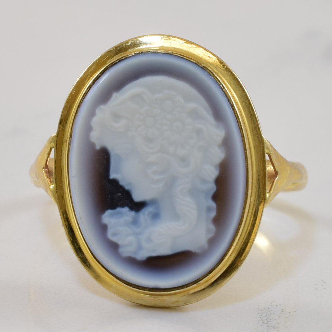 Bezel Set Onyx Cameo Ring | 3.75ct | SZ 7.75 |