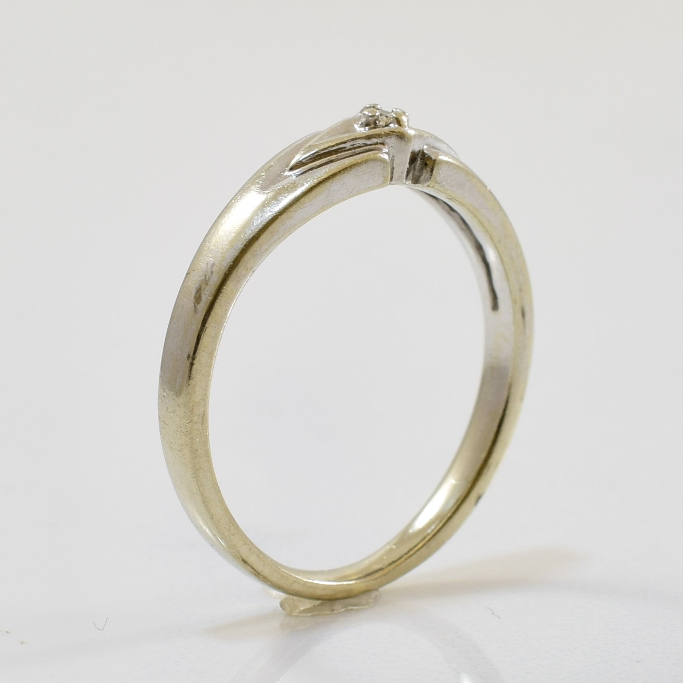 Single Diamond Band | 0.01ct | SZ 5.75 |