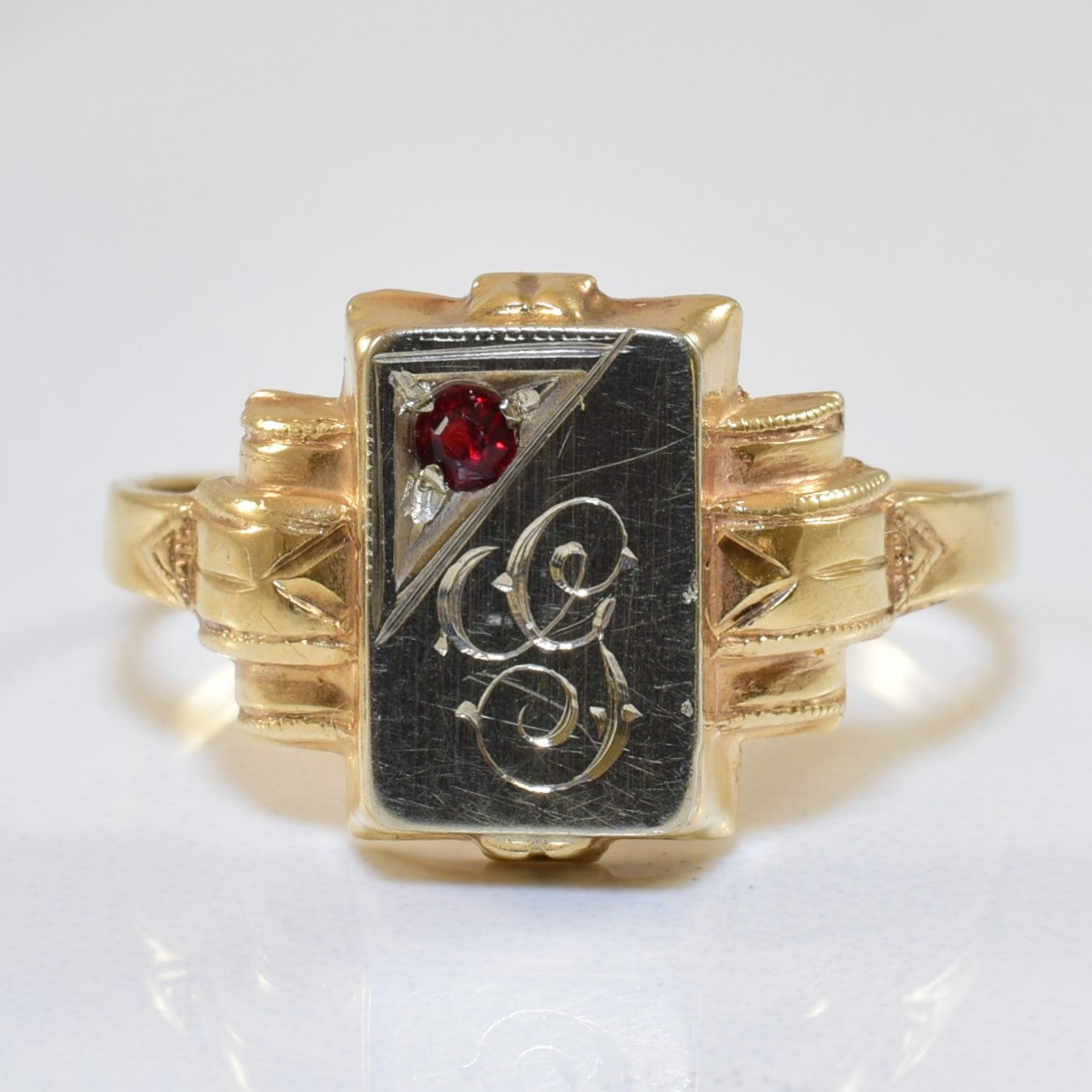 Engraved Initial 'g' Signet Ring | 0.04ct | SZ 7.25 |