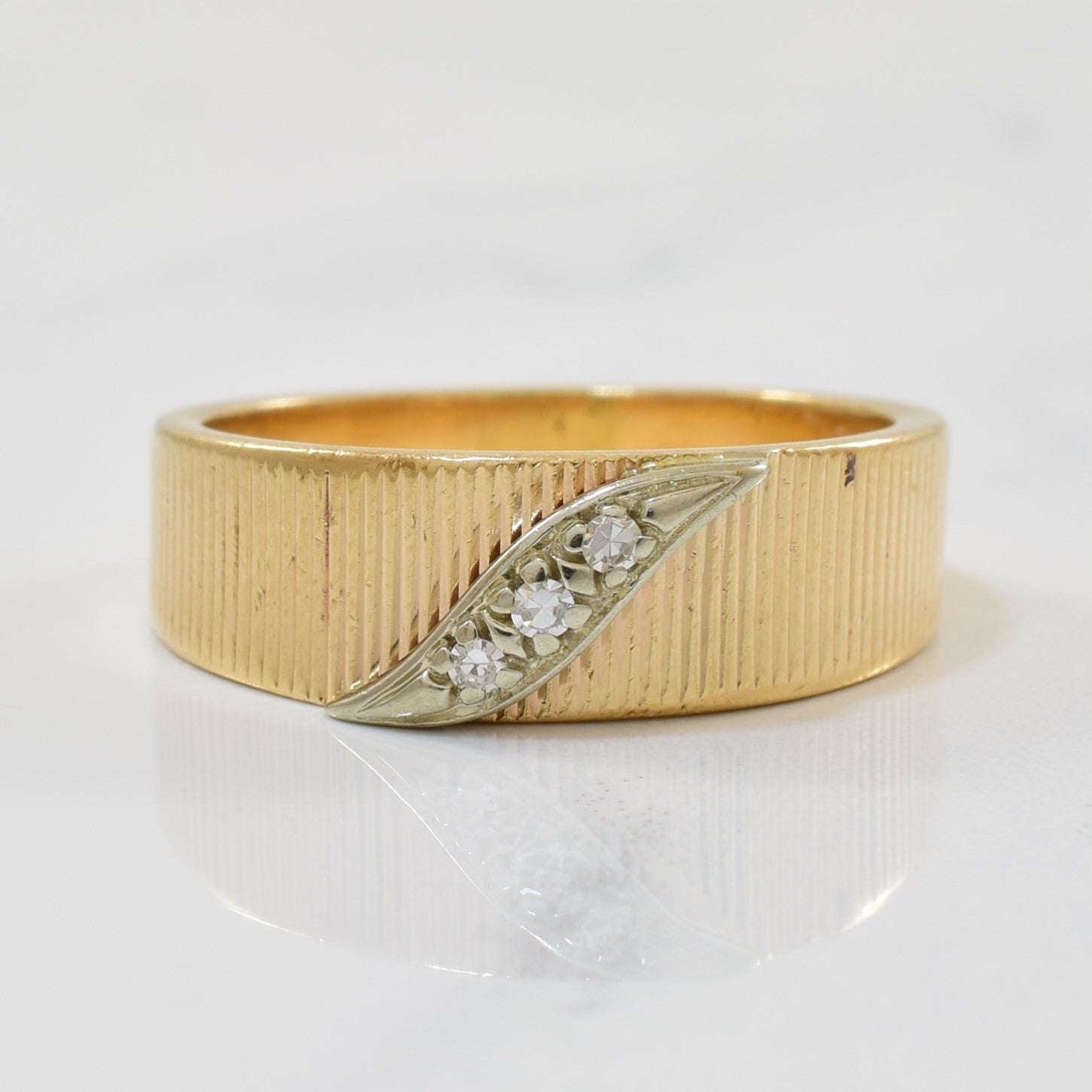 Bague texturée à trois pierres | 0,04 ct | Taille 7,25 | 