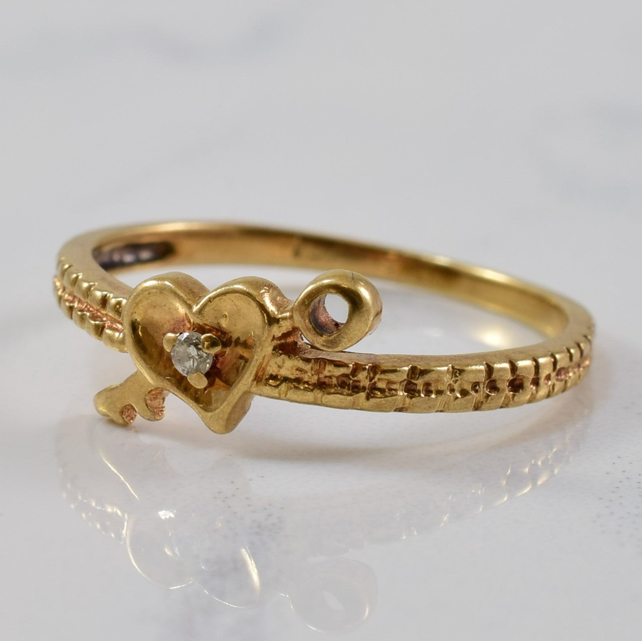 Heart & Key Diamond Ring | 0.01ct | SZ 5.75 |
