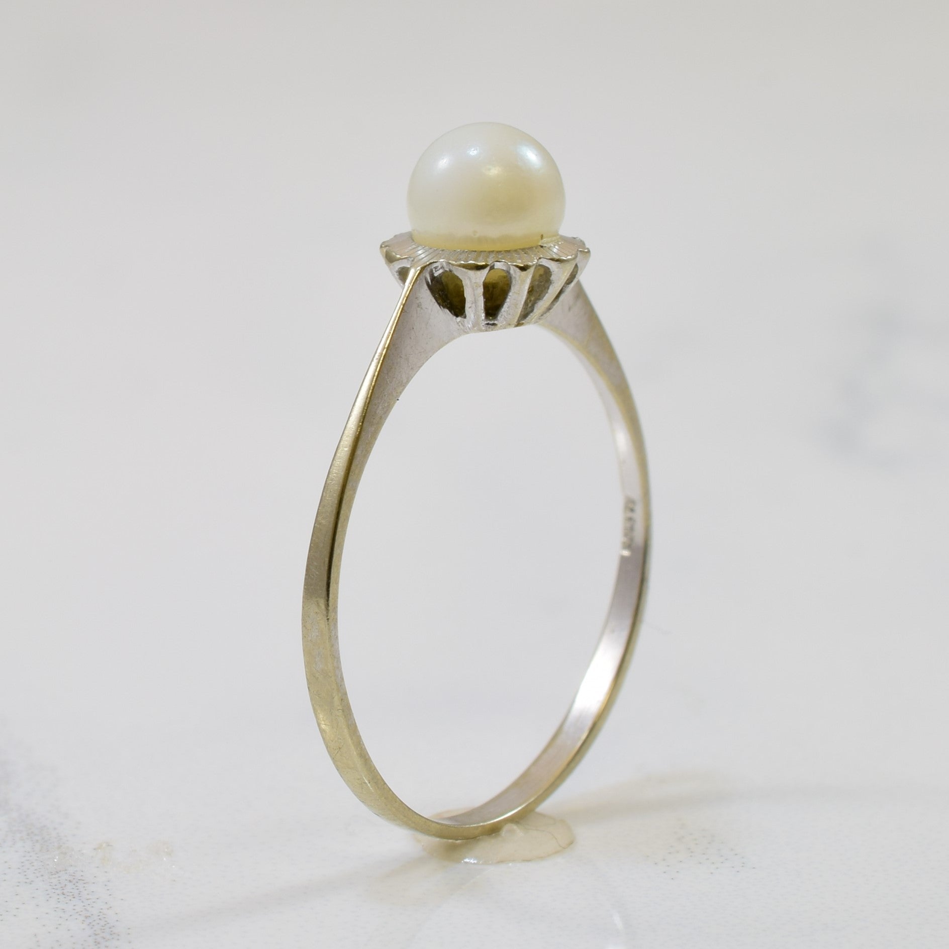 Solitaire Pearl Ring | 0.90ct | SZ 5.75 |