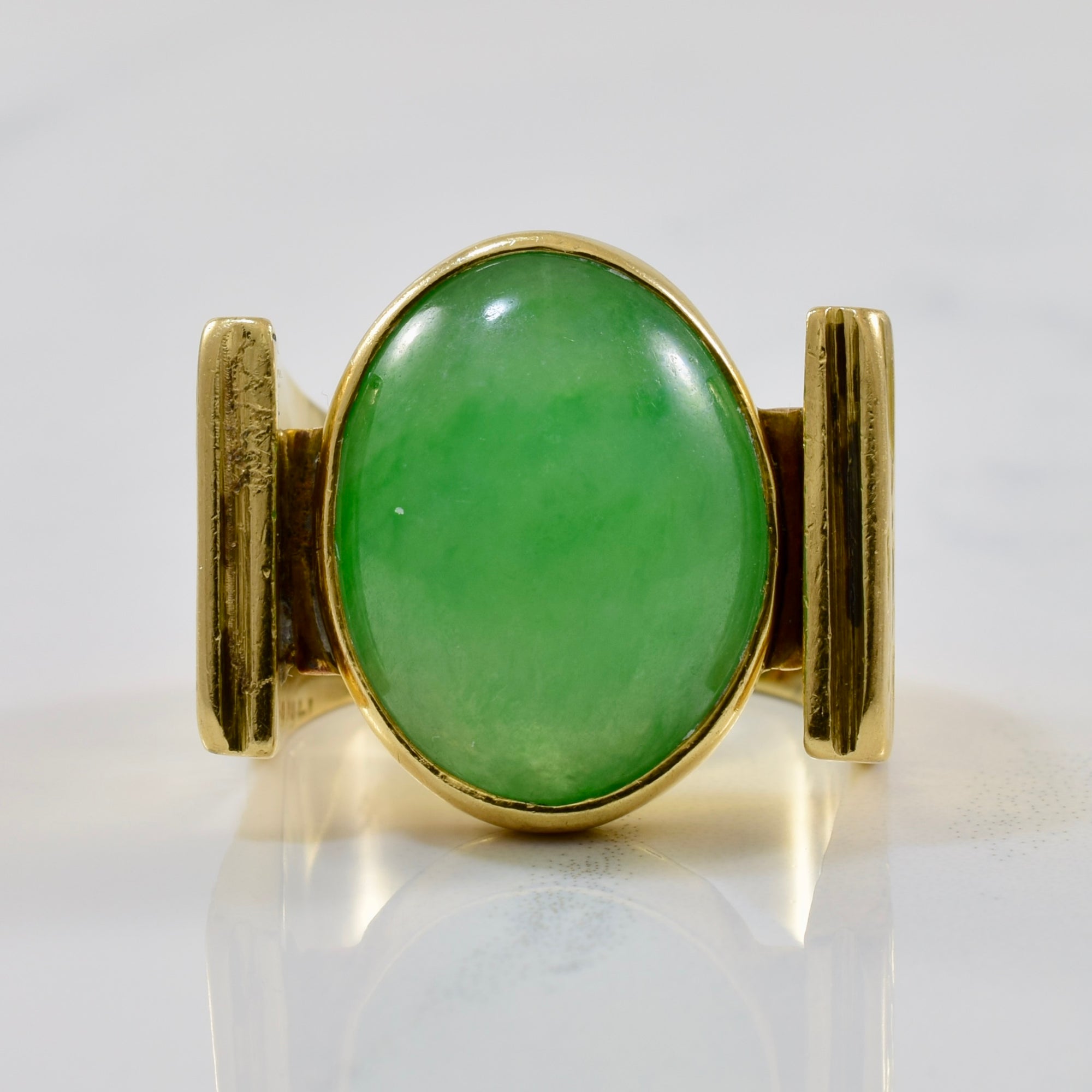Jade cocktail ring for sale in Canada, vintage cockatail jade ring
