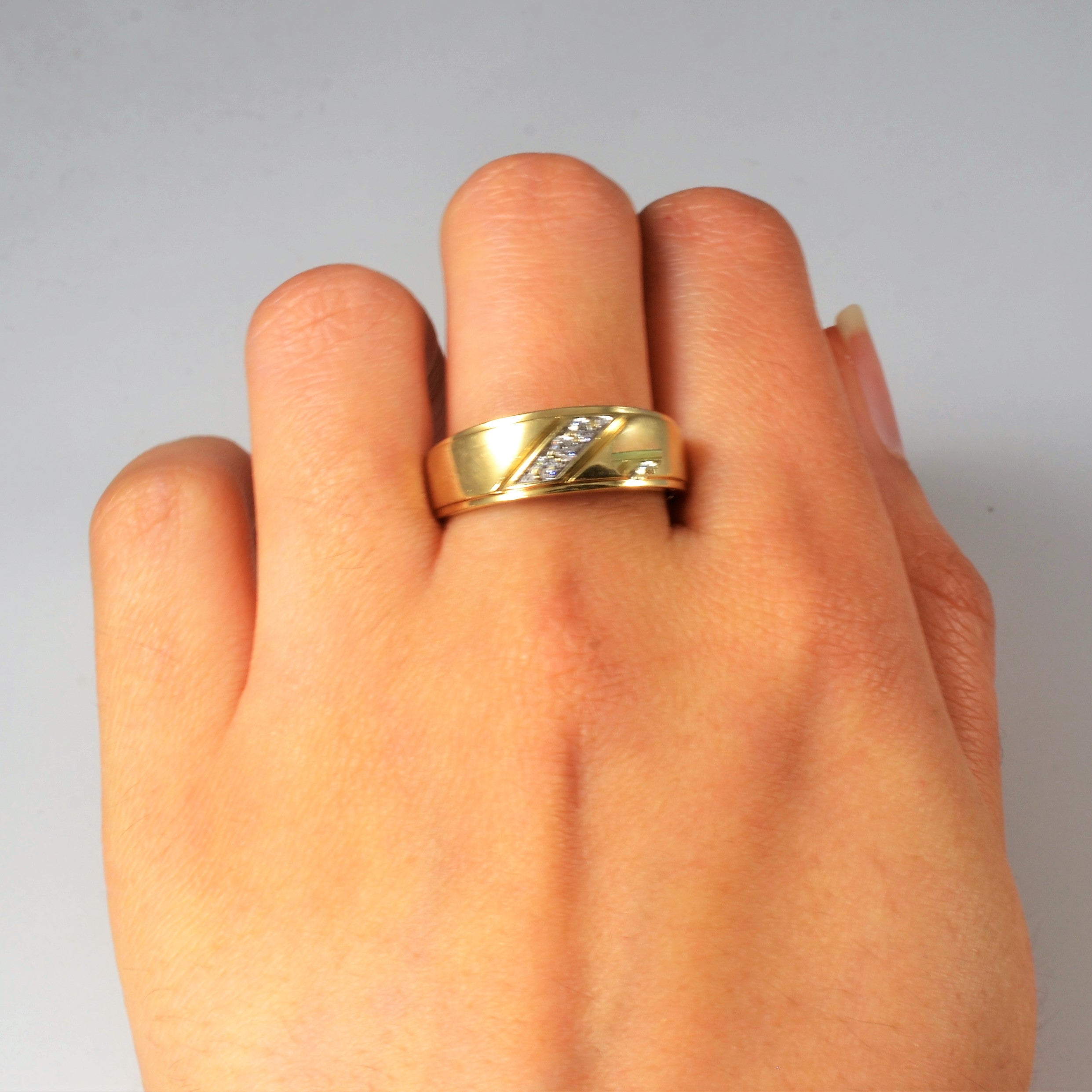 Diamond Wedding Band | 0.10ctw | SZ 10 |