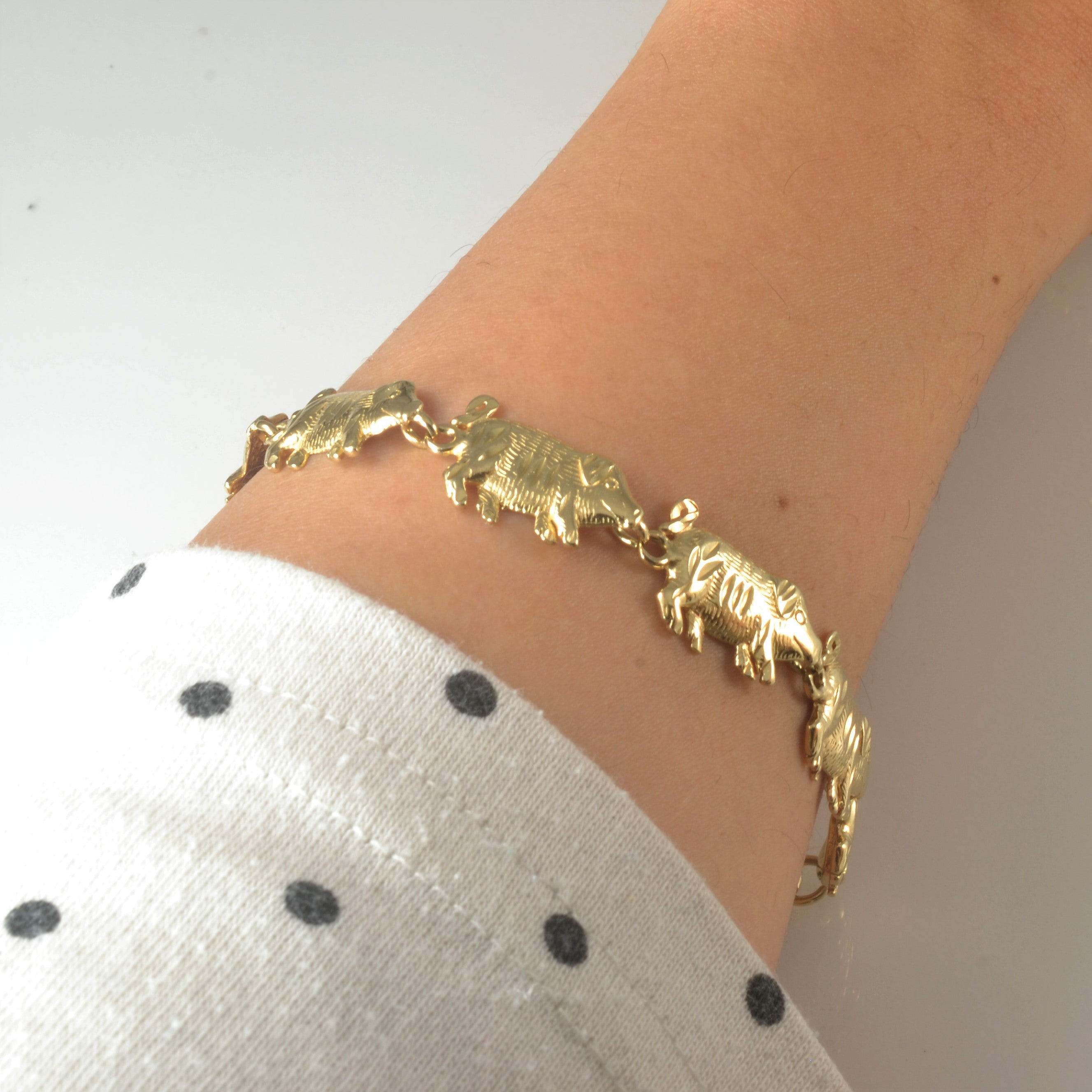 Yellow Gold Pig Bracelet | 6.5" |