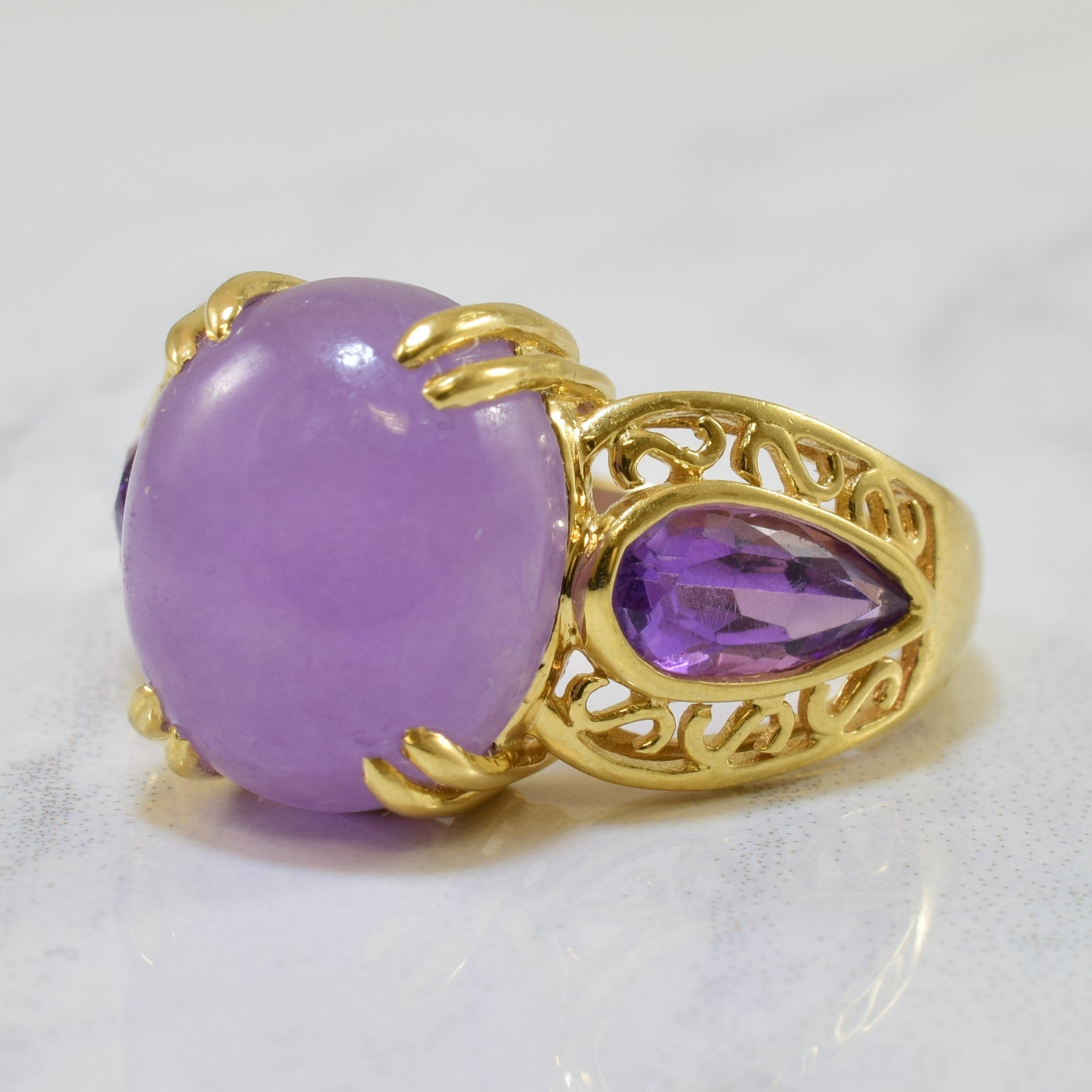 Lavender Jade & Amethyst Cocktail Ring | 7.75ct, 1.00ctw | SZ 8 |