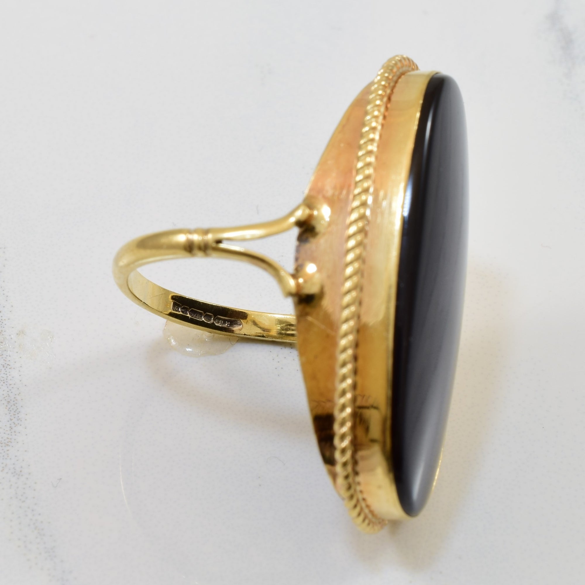 Solitaire Onyx Cocktail Ring | 15.00ct | SZ 7.5 |