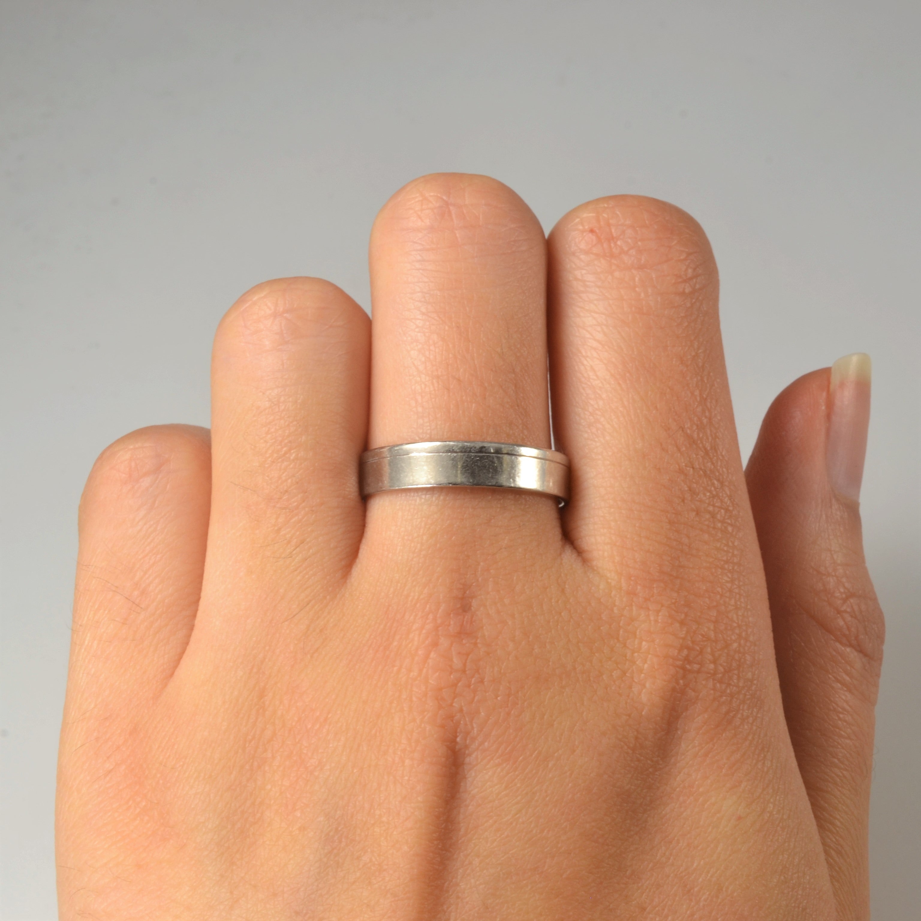 Platinum Wedding Band | SZ 9 |