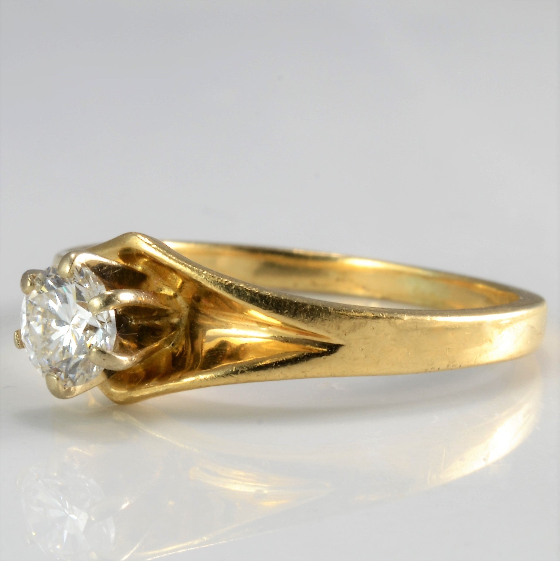 Chevron Solitaire Diamond Ring | 0.30 ct, SZ 6 |