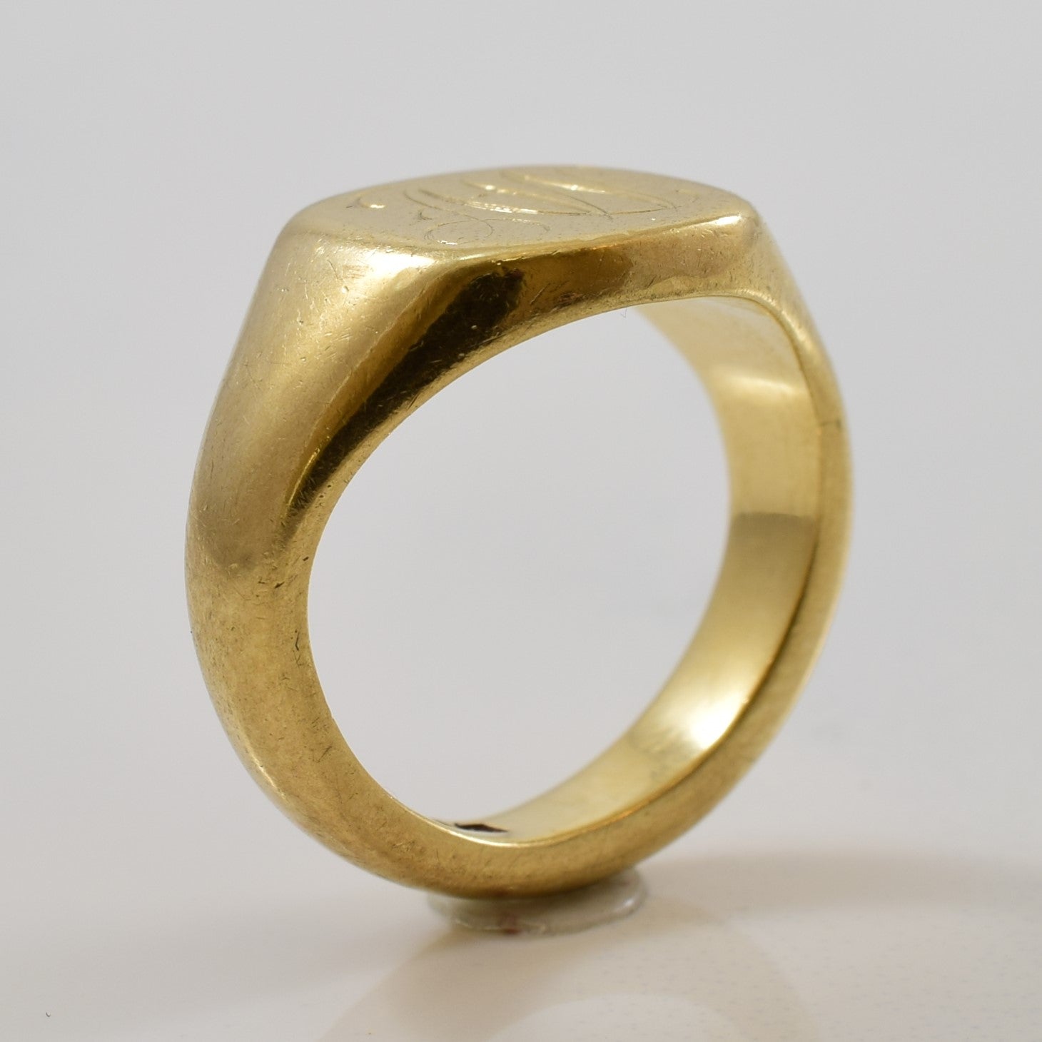 1960s Engraved 'AW' Signet Ring | SZ 2.5 |