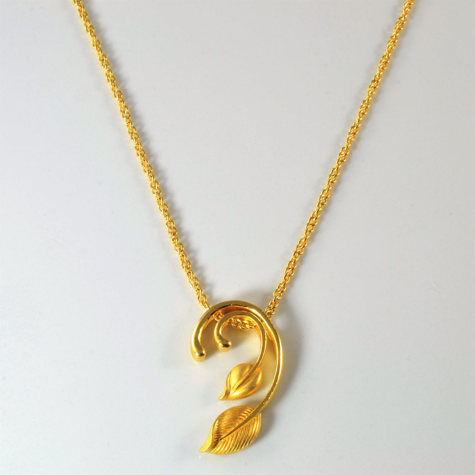 Gold Leaf Necklace | 16