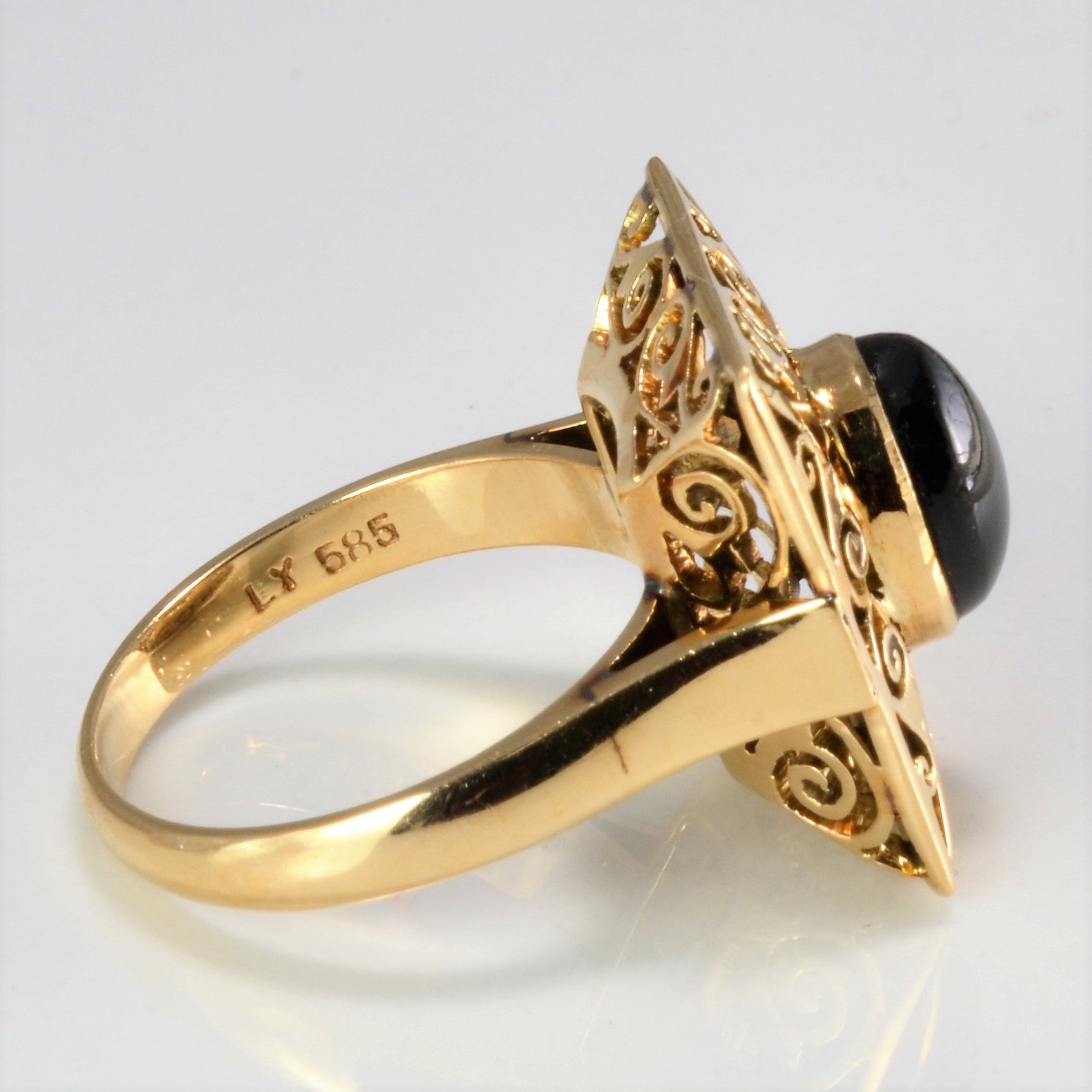 Filigree Bezel Set Star Sapphire Ring | SZ 6.75 |