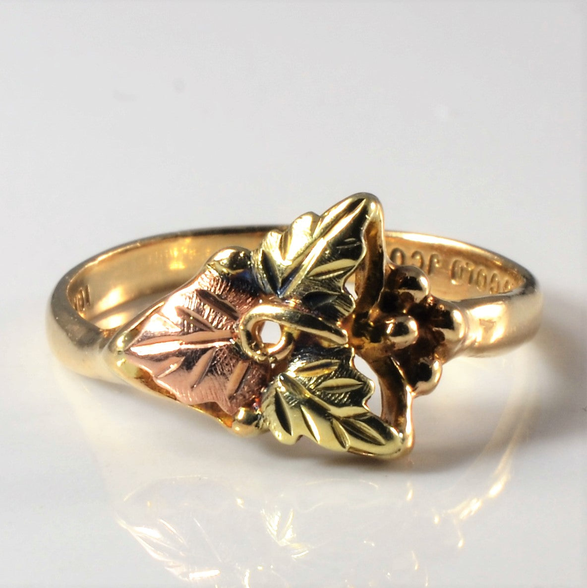 Two Tone Gold Leaf Ring | SZ 6.25 |