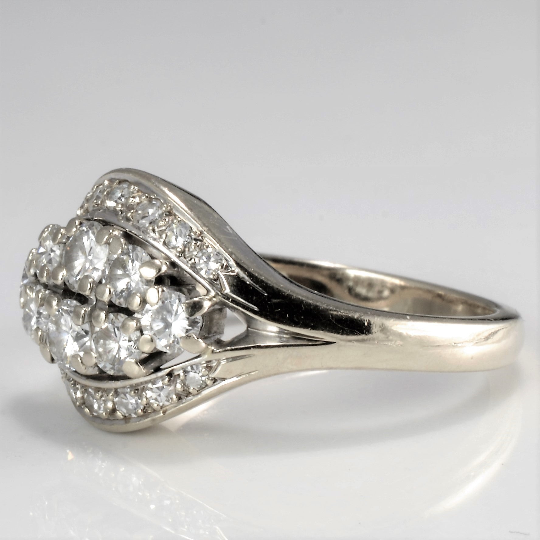 Cluster Diamond Ladies Engagement Ring | 0.82 ctw, SZ 6.75 |