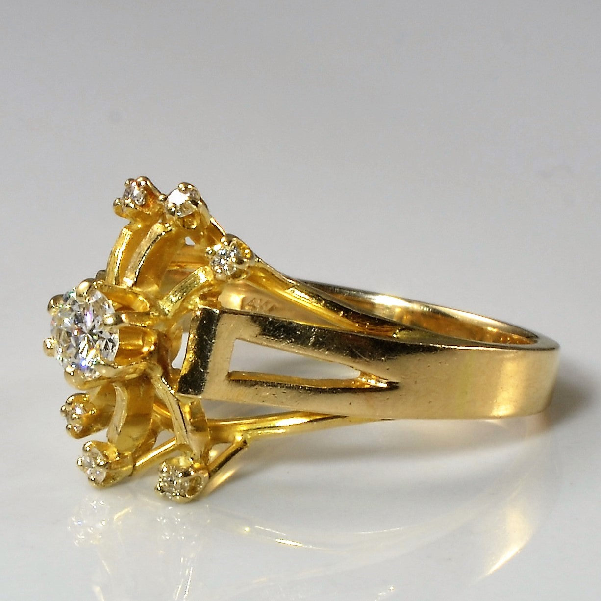 Unique Abstract Diamond Ring | 0.27ctw | SZ 7 |