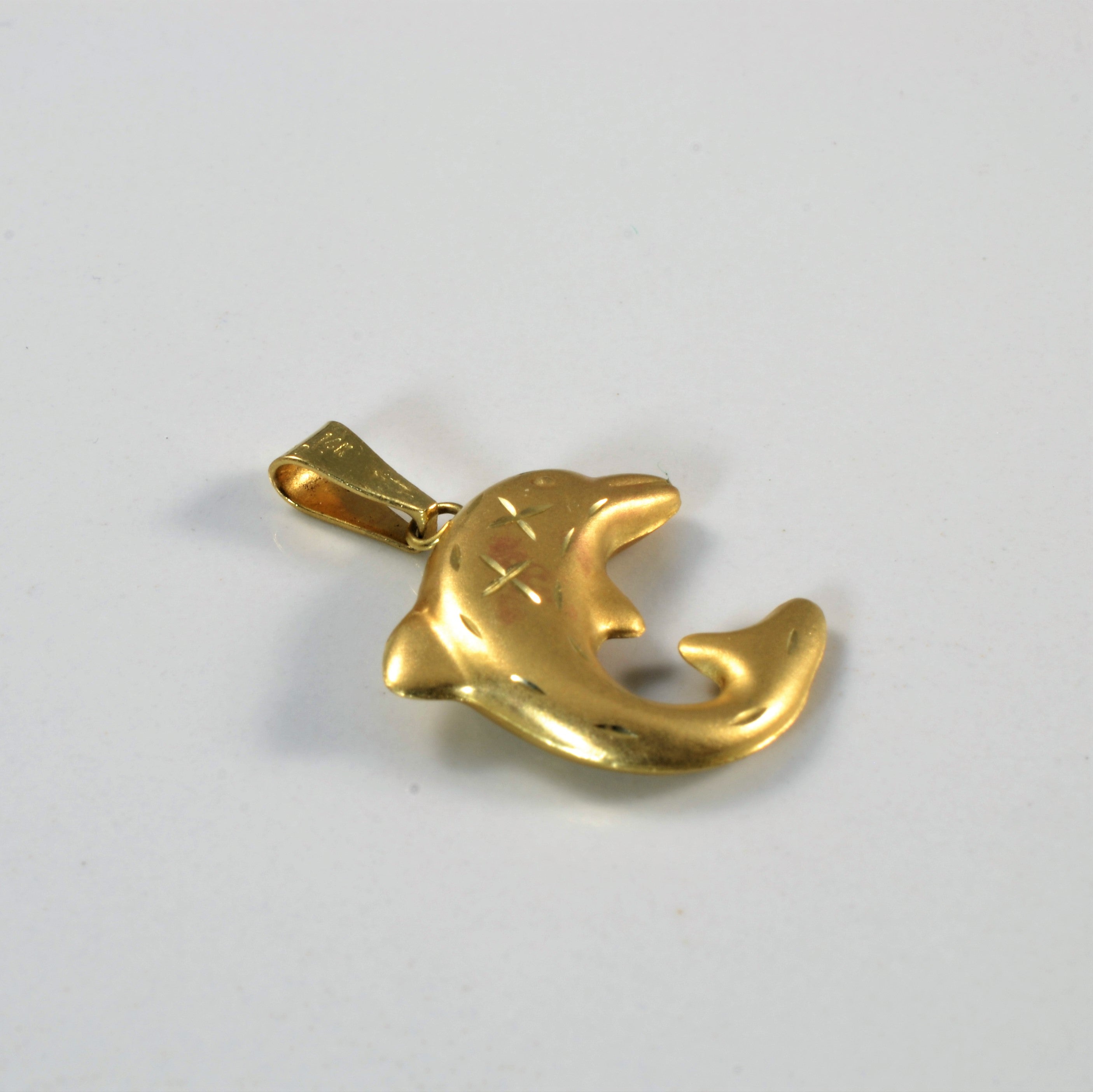 Yellow Gold Dolphin Pendant |