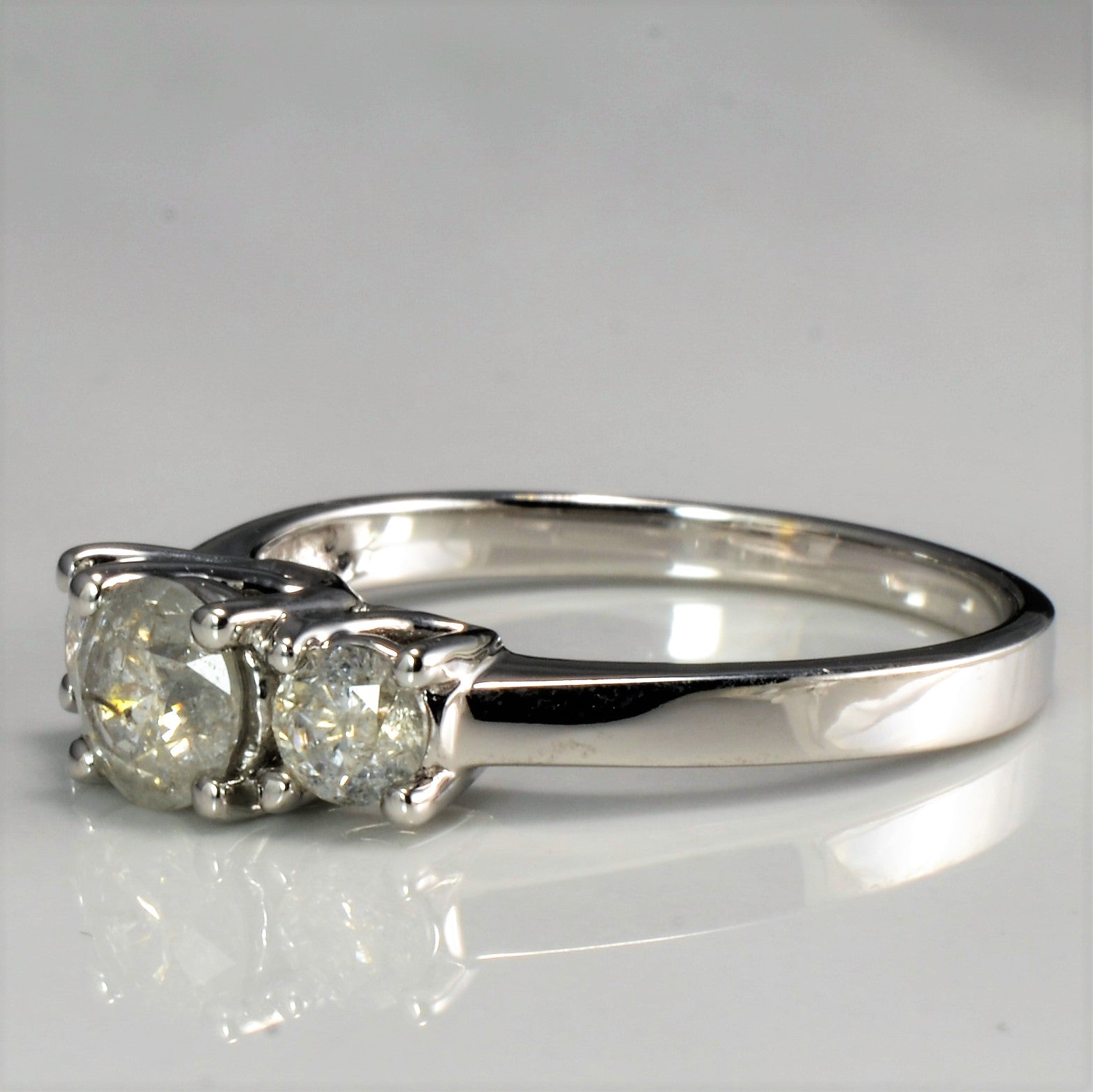 Three Stone Diamond Engagement Ring | 1.00ctw | SZ 7 |