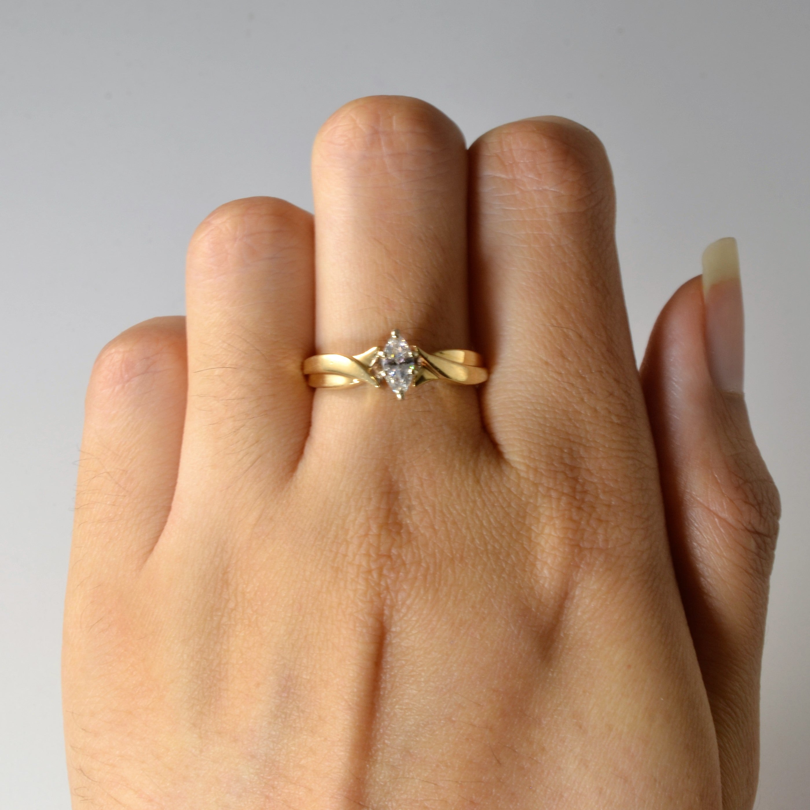Twisted Taper Marquise Solitaire Ring | 0.28ct | SZ 6.75 |