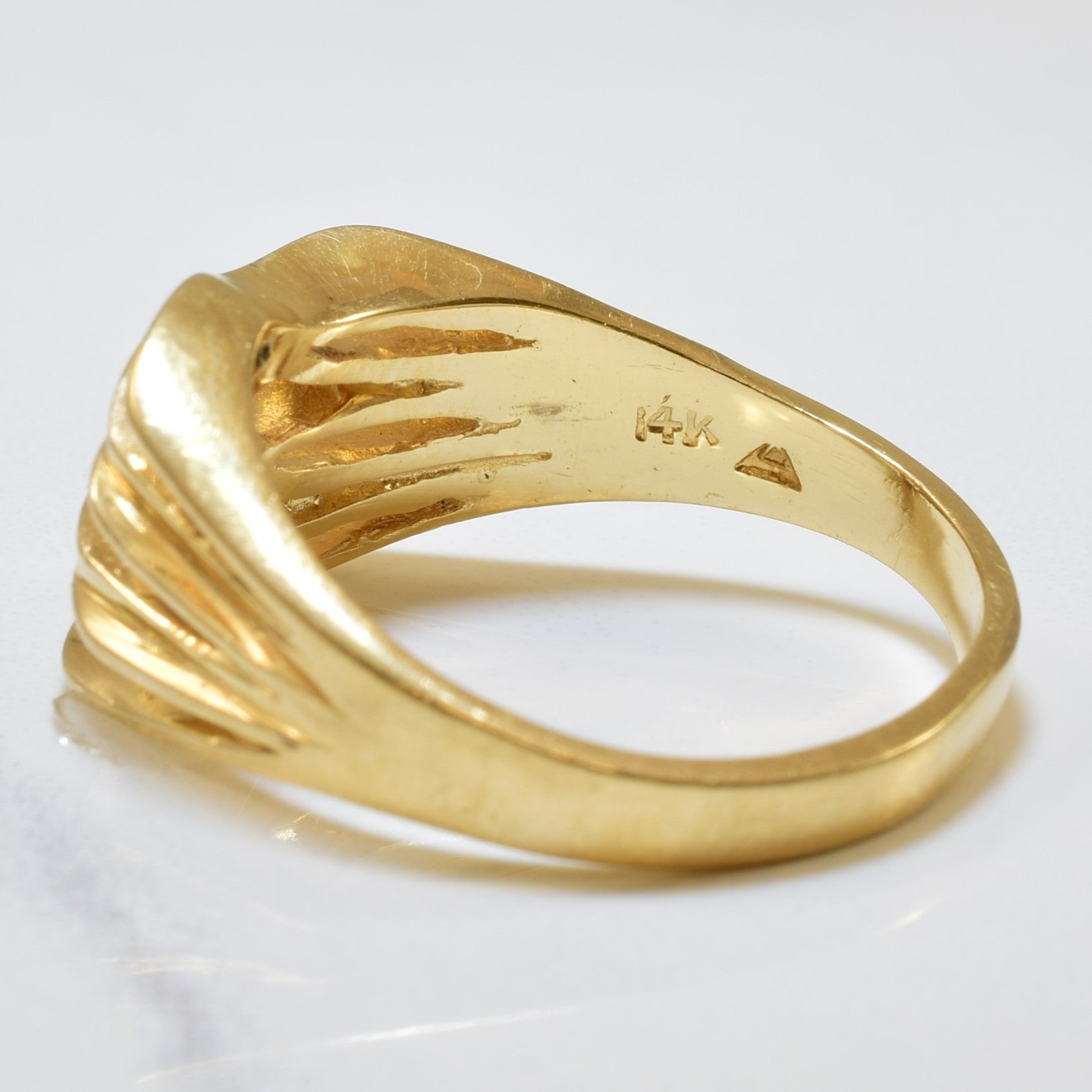 14k Yellow Gold Wave Ring | SZ 9.75 |