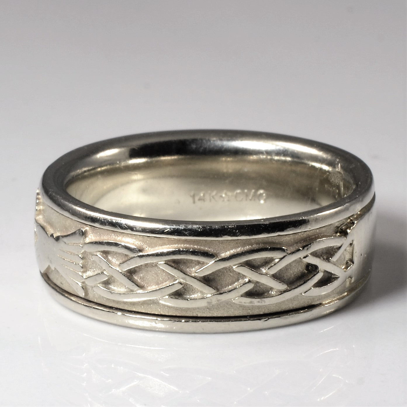 White Gold Claddagh Band | SZ 8.75 |