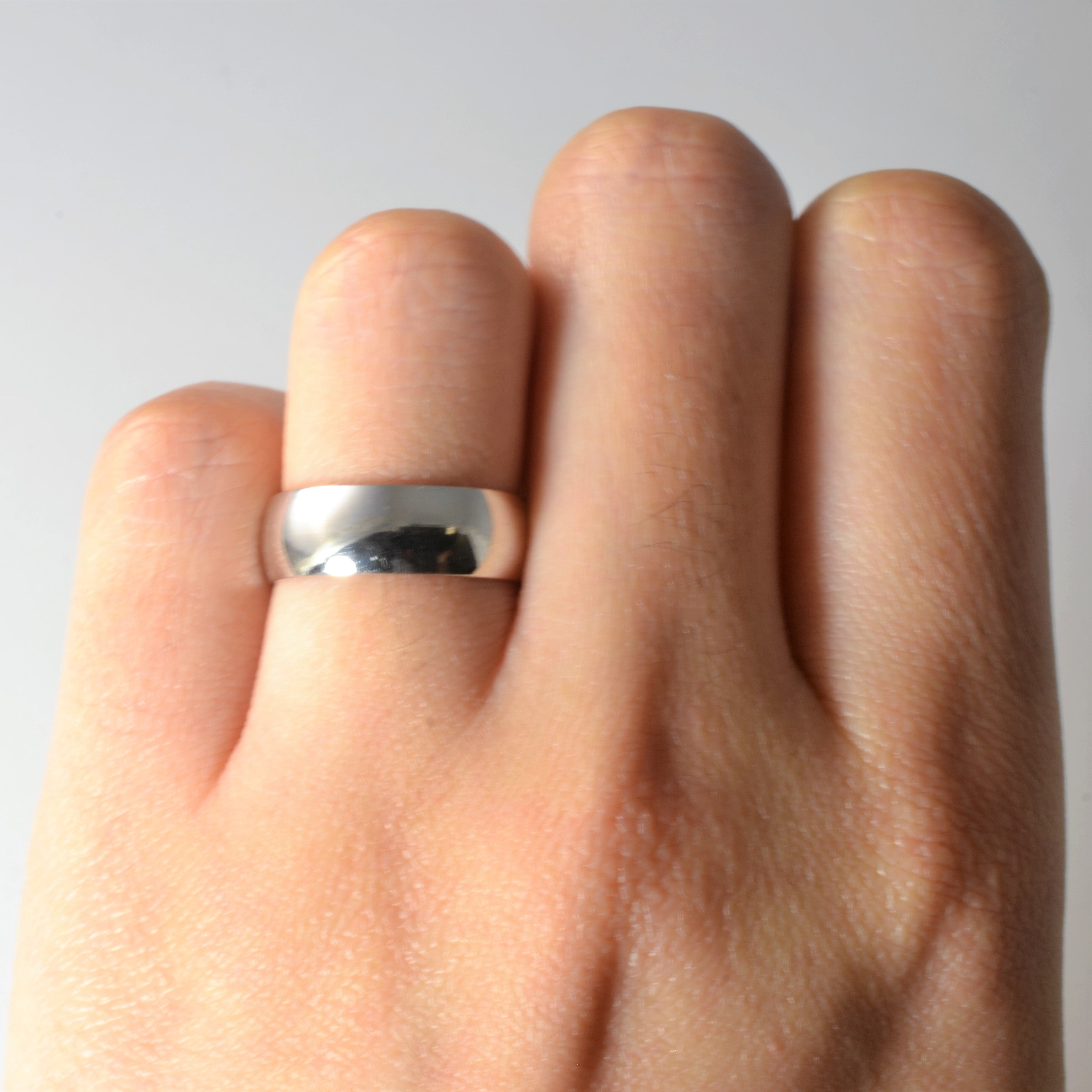 White Gold Wedding Band | SZ 5 |