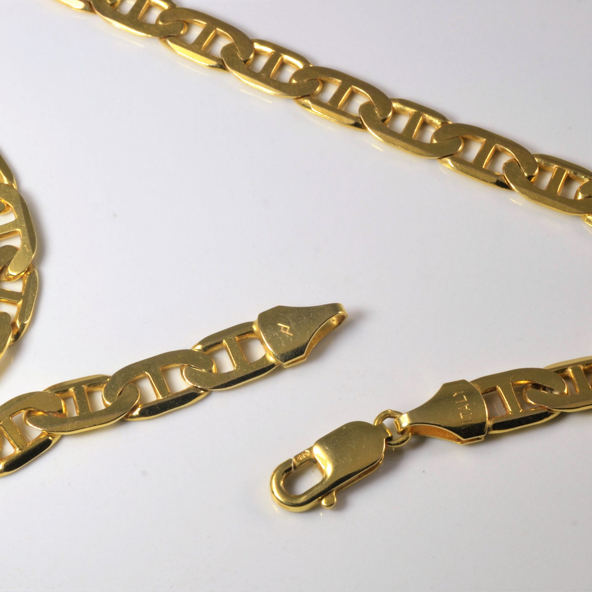 14k Yellow Gold Anchor Chain | 22