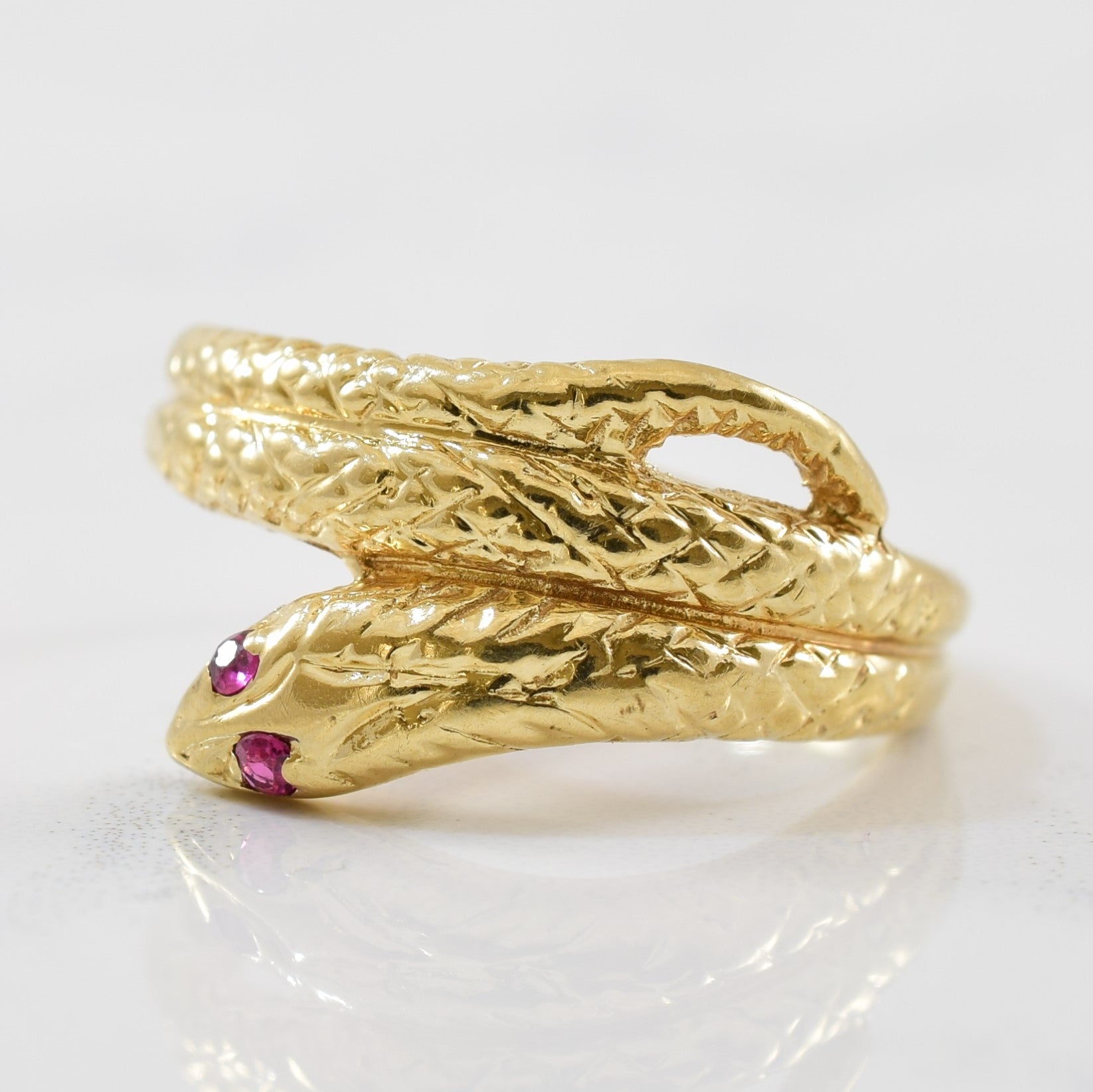 1960s Ruby Eyed Snake Ring | 0.04 ctw | SZ 6.75 |