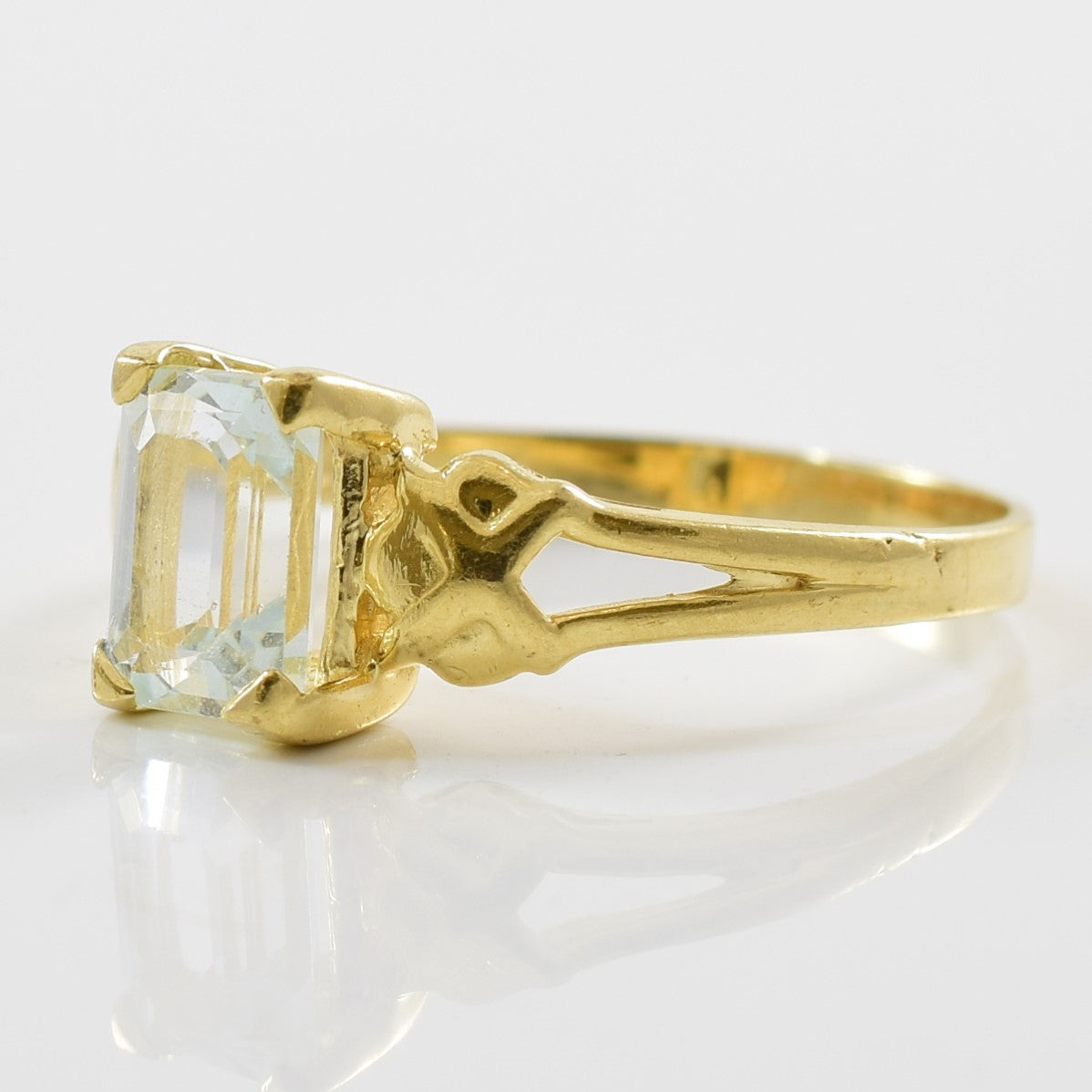 Emerald Cut Aquamarine Ring | 0.95ctw | SZ 6.75 |