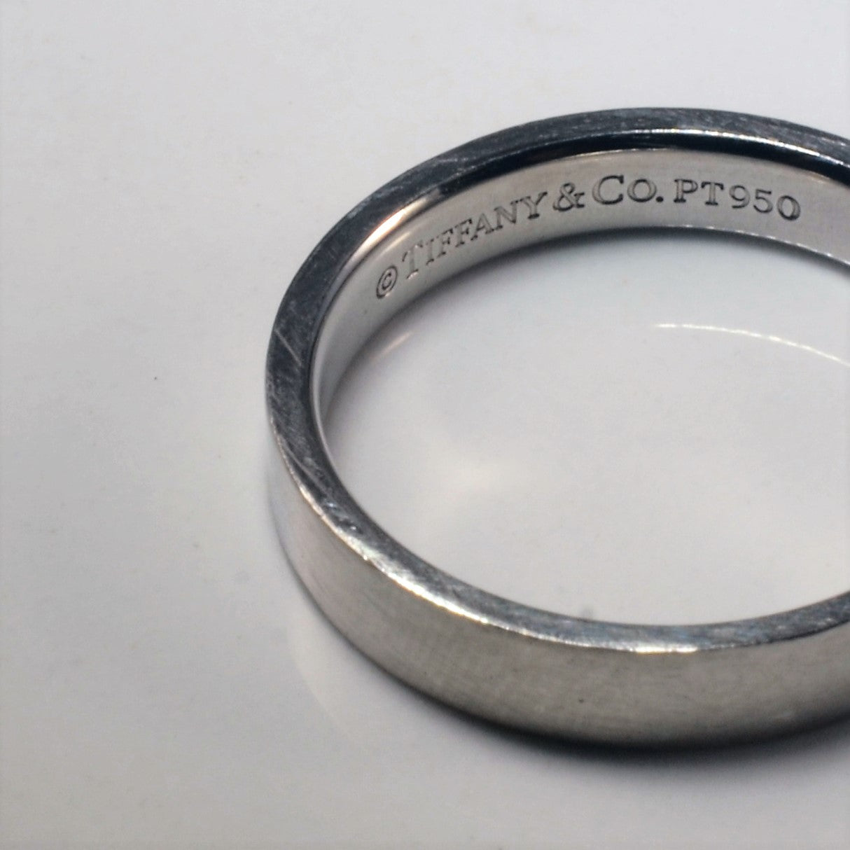 Tiffany & Co.' Essential Platinum Band | SZ 10 |