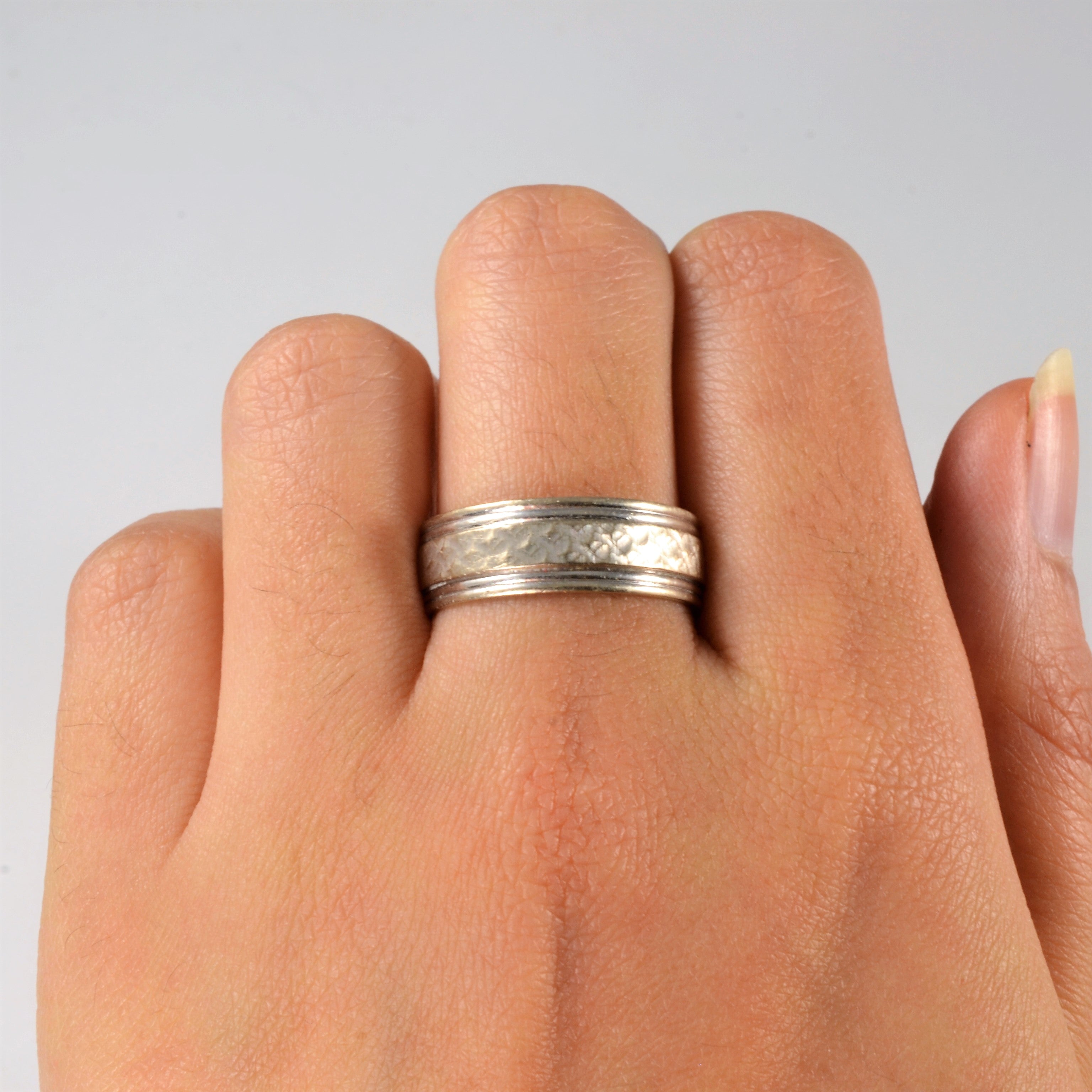 Alliance en or martelé | Taille 8,5 | 