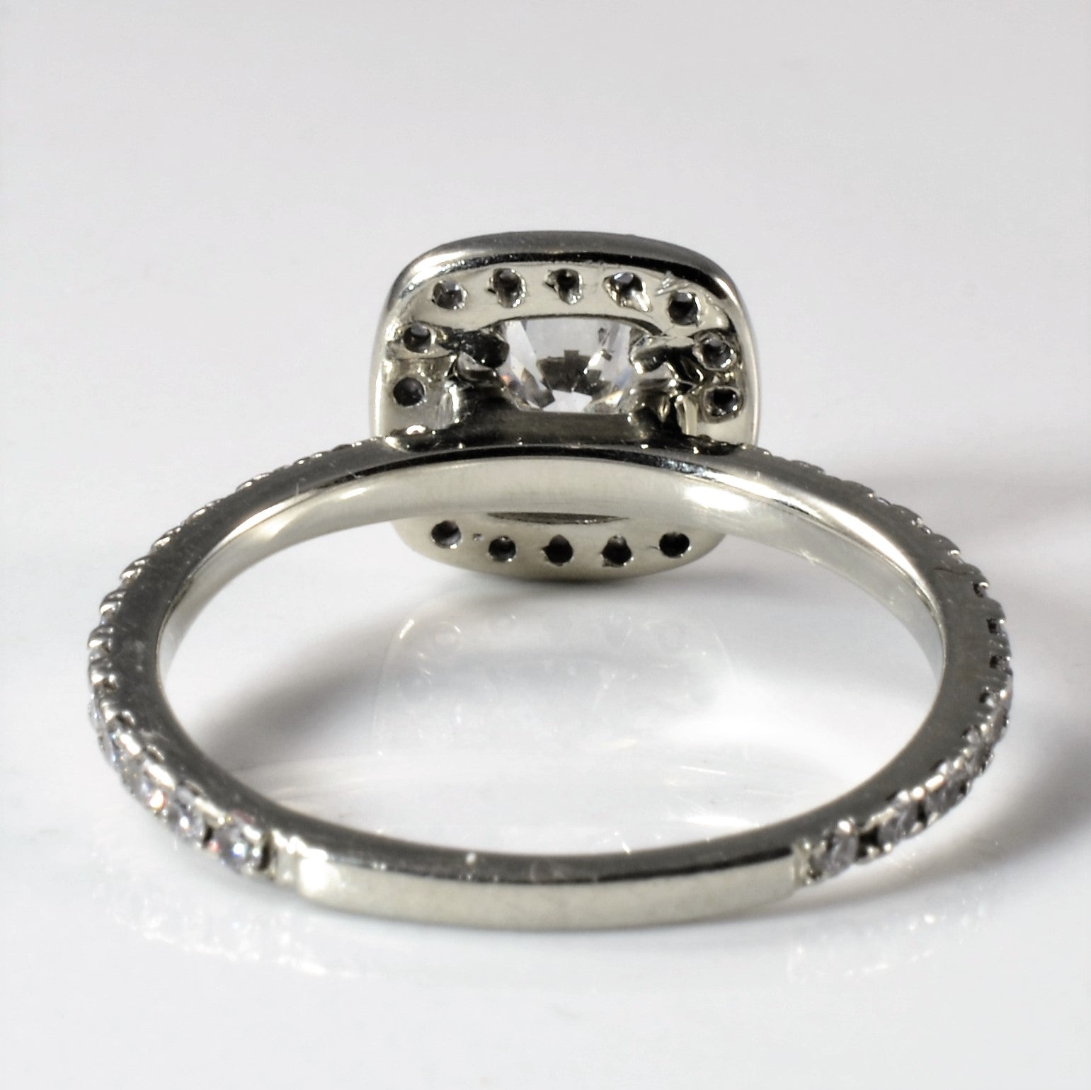 Classic Diamond Halo Engagement Ring | 1.31ctw | SZ 7.5 |
