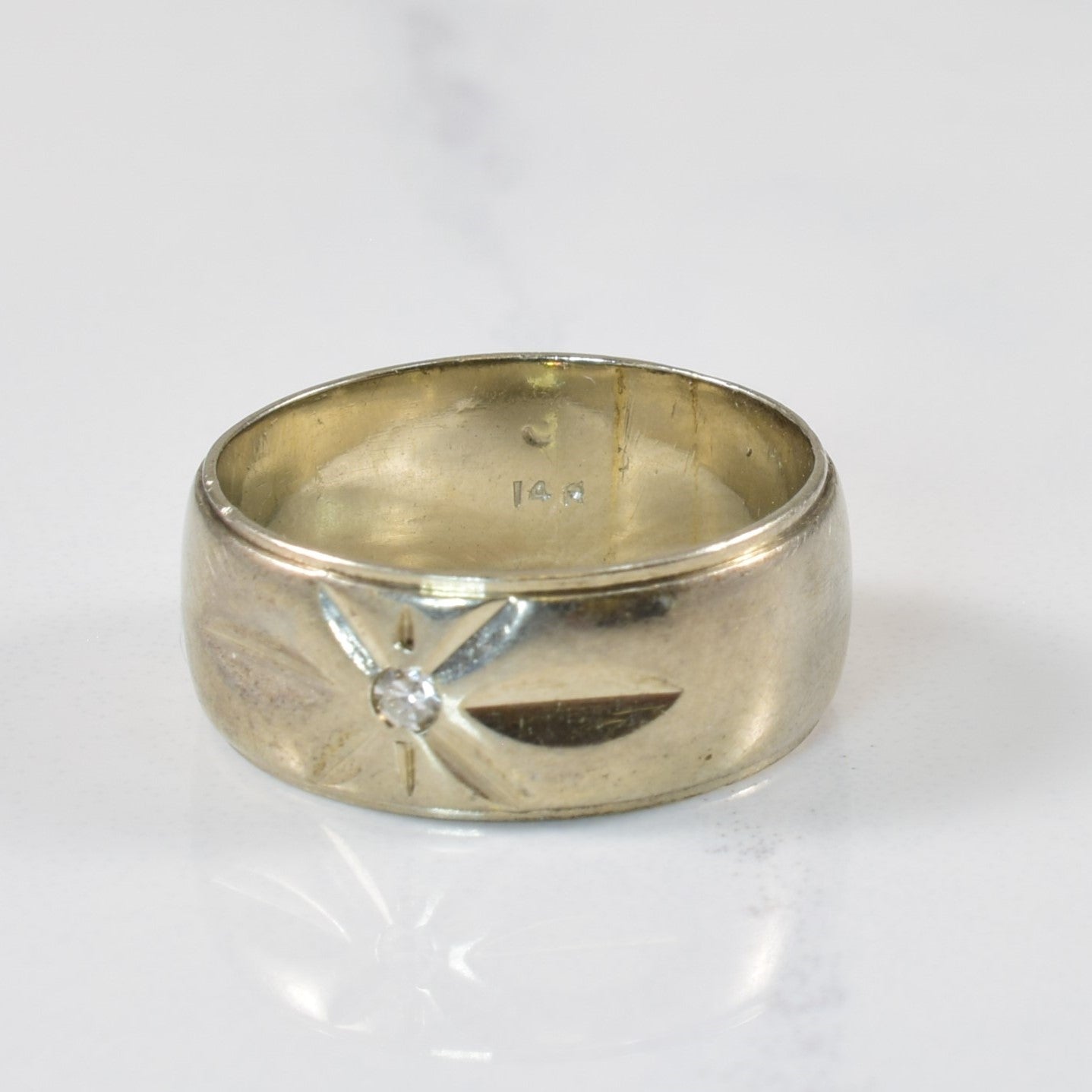 Diamond Starburst Band | 0.02ctw | SZ 4.75 |