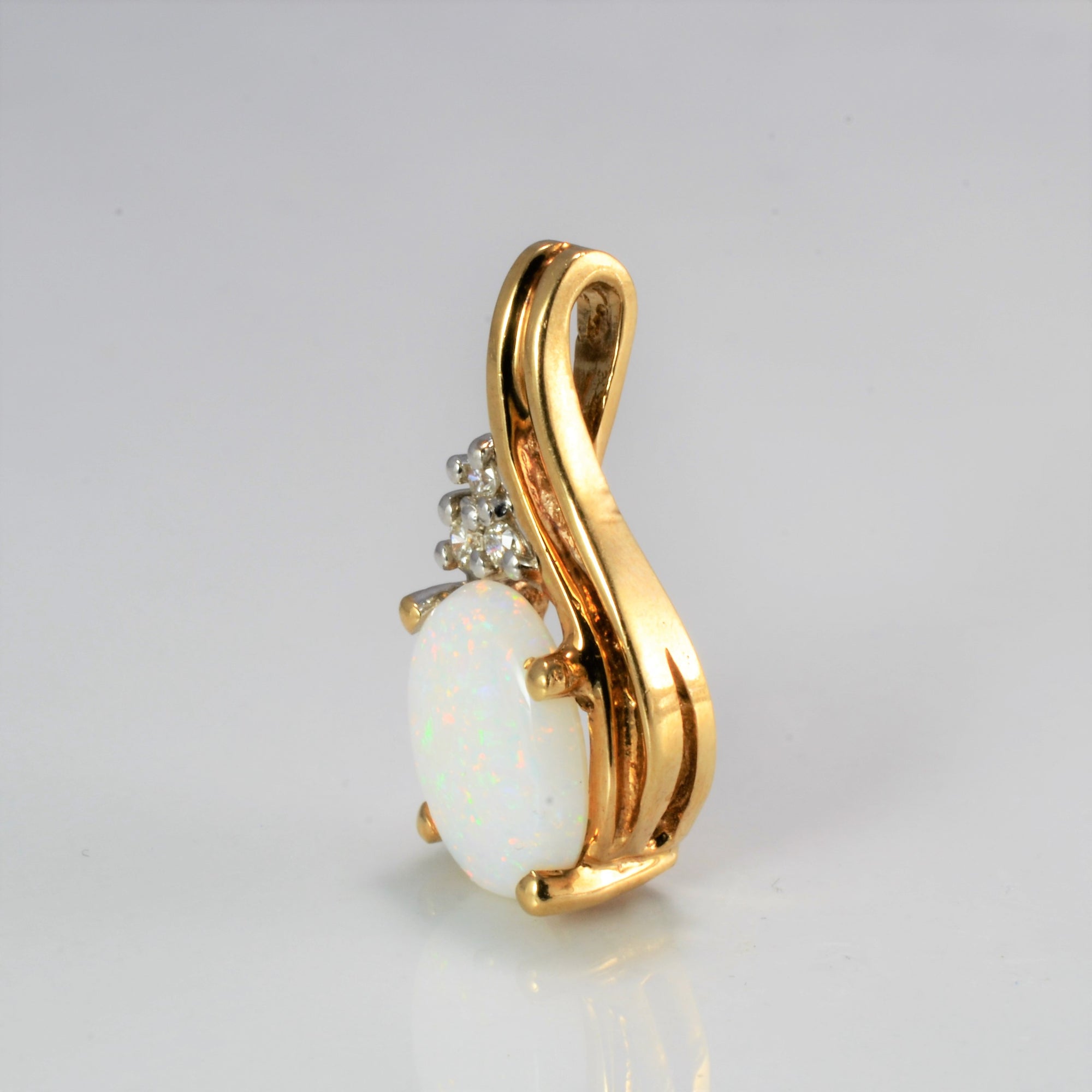 Opal & Diamond Pendant | 0.04 ctw |