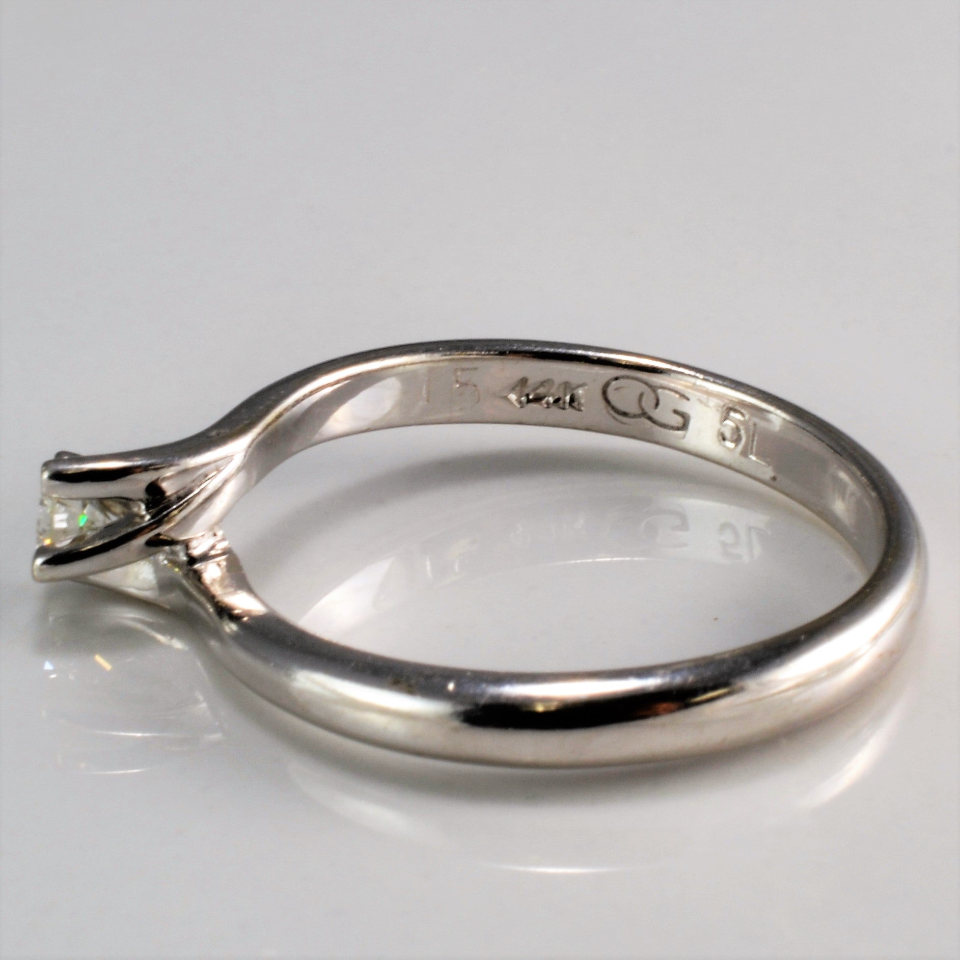 Offset Solitaire Diamond Engagement Ring | 0.12 ct, SZ 6.75 |
