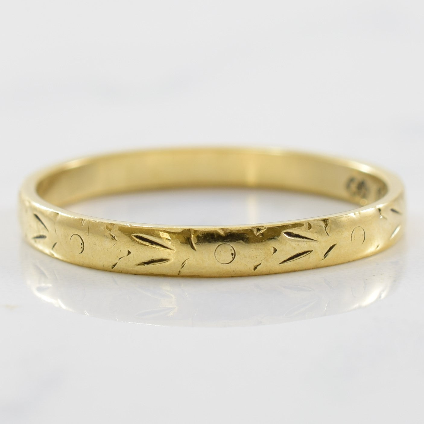 1980s Floral Patterned Gold Band | SZ 6 |