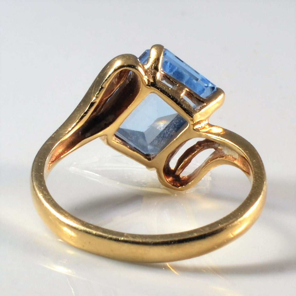Bypass Synthetic Spinel Ring | 3.20ct| SZ 5.75|