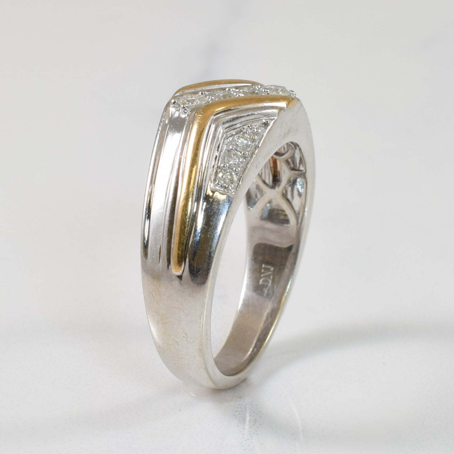 Pave Set Diamond Ring | 0.26ctw | SZ 10 |