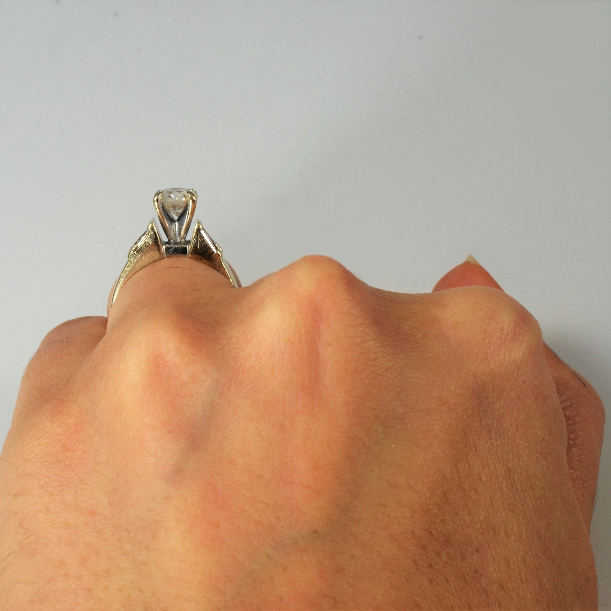 High Set Diamond Engagement Ring | 0.97ctw| SZ 4.5 |