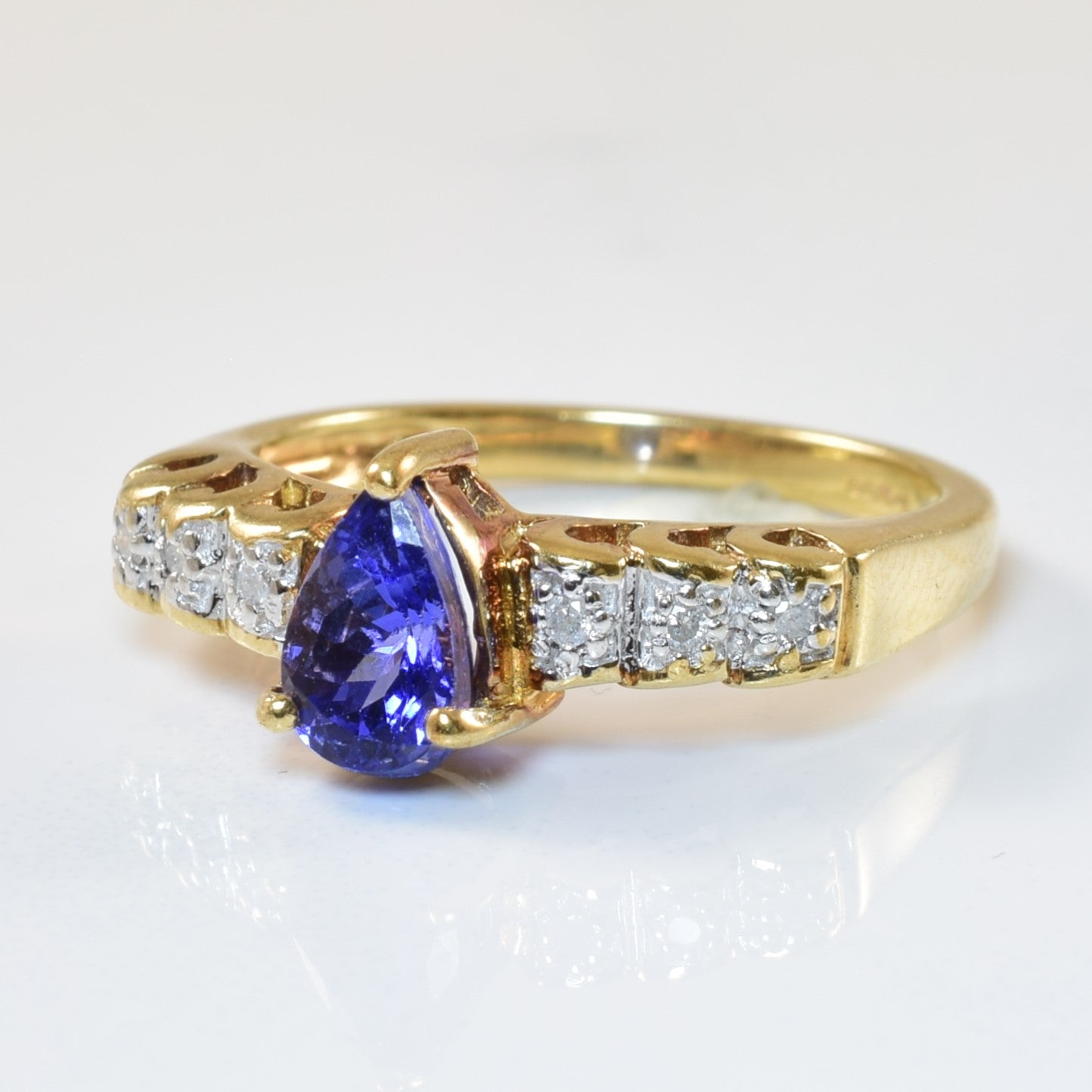 Pear Cut Tanzanite & Diamond Ring | 1.35ct, 0.06ctw | SZ 7 |