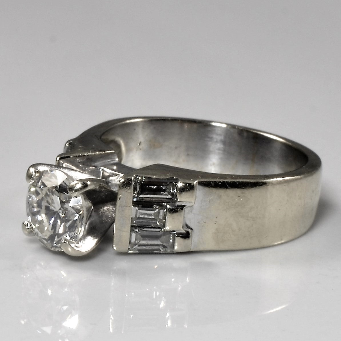 High Set Diamond Engagement Ring | 0.97ctw| SZ 4.5 |