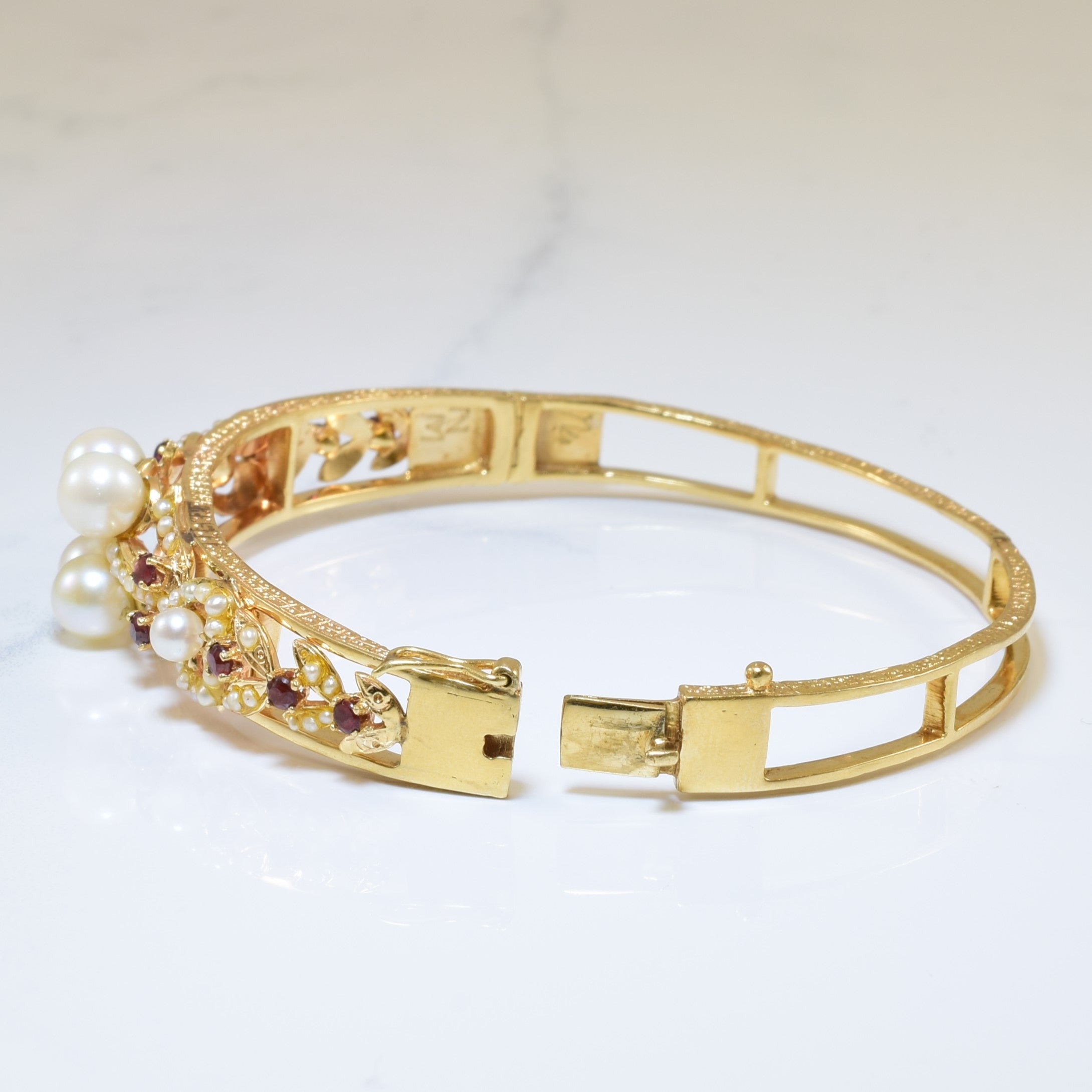 Mid Century Garnet & Seed Pearl Bracelet | 10.20ctw, 1.40ctw | 8" |