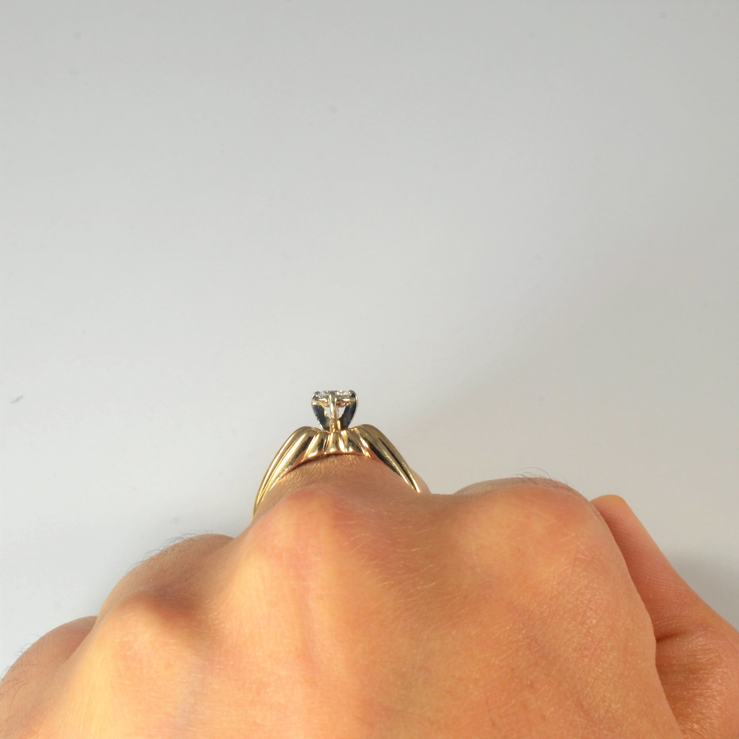 Bague en diamant cathédrale festonnée | 0,17 ct | Taille 6 | 