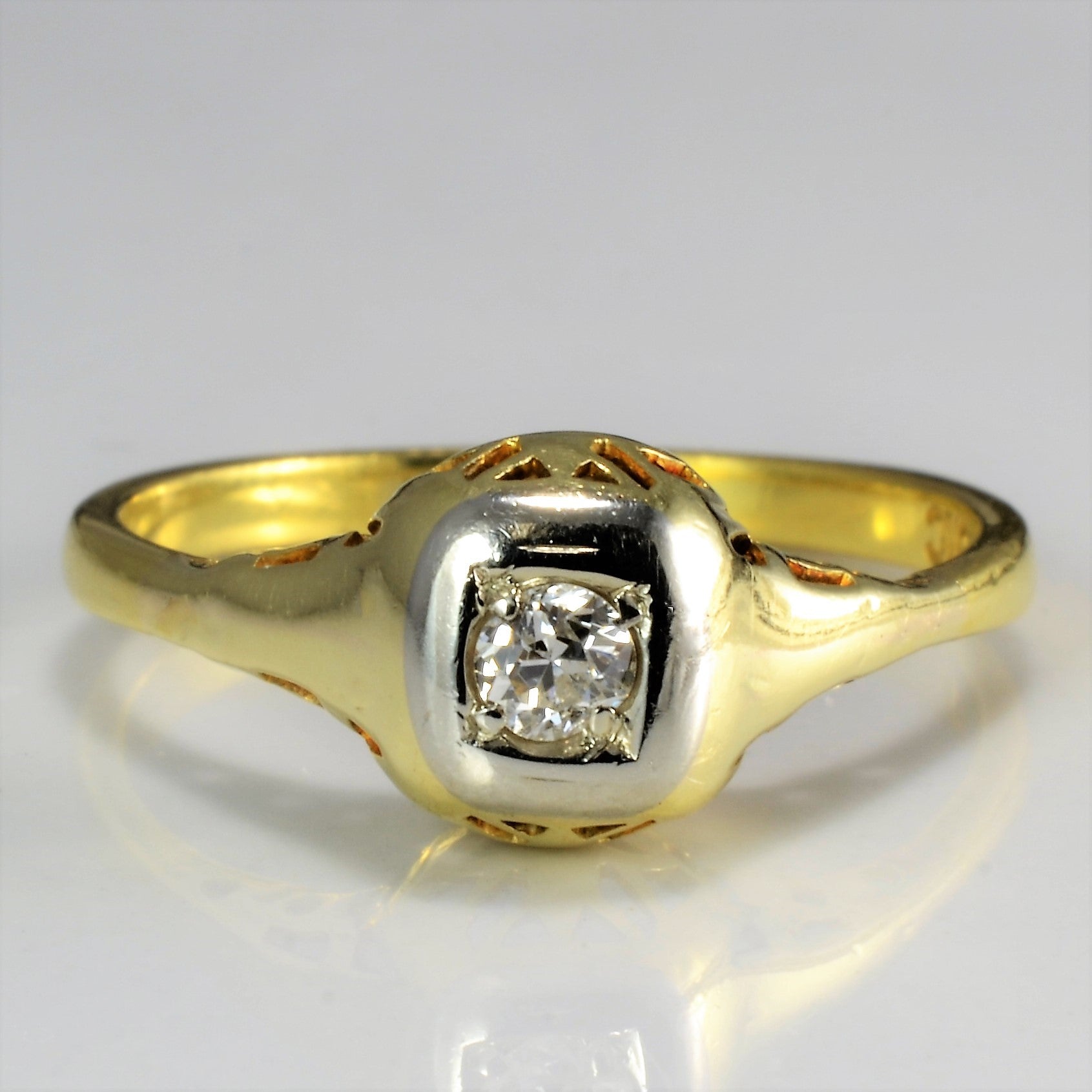 Vintage Old European Cut Diamond Bezel Set Ring | 0.10ct | SZ 7 |