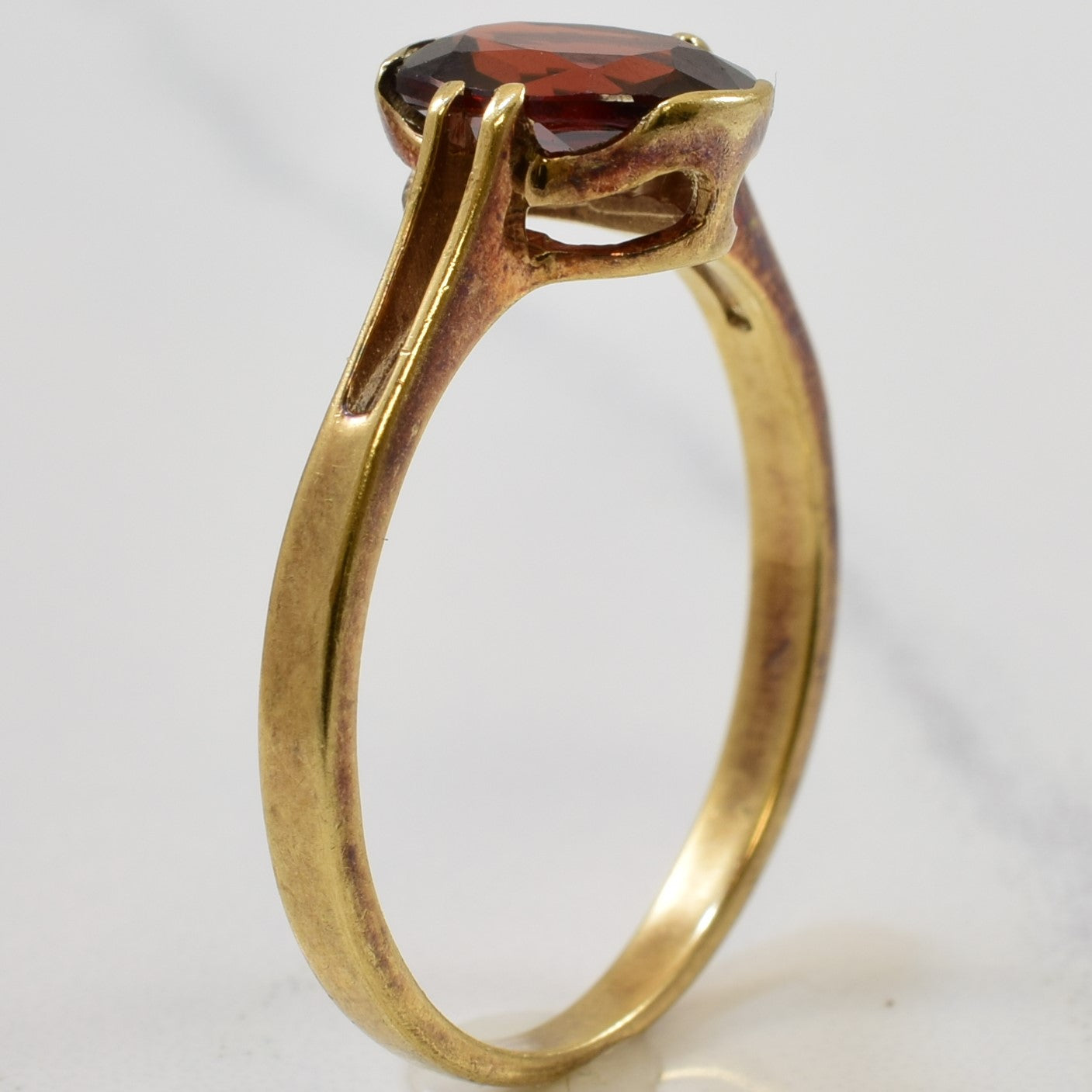 Oval Garnet Solitaire Ring | 1.60ct | SZ 6.75 |