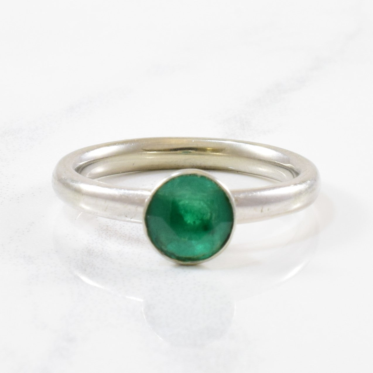 Bezel Set Emerald Solitaire Ring | 0.80 ct | SZ 5.5 |
