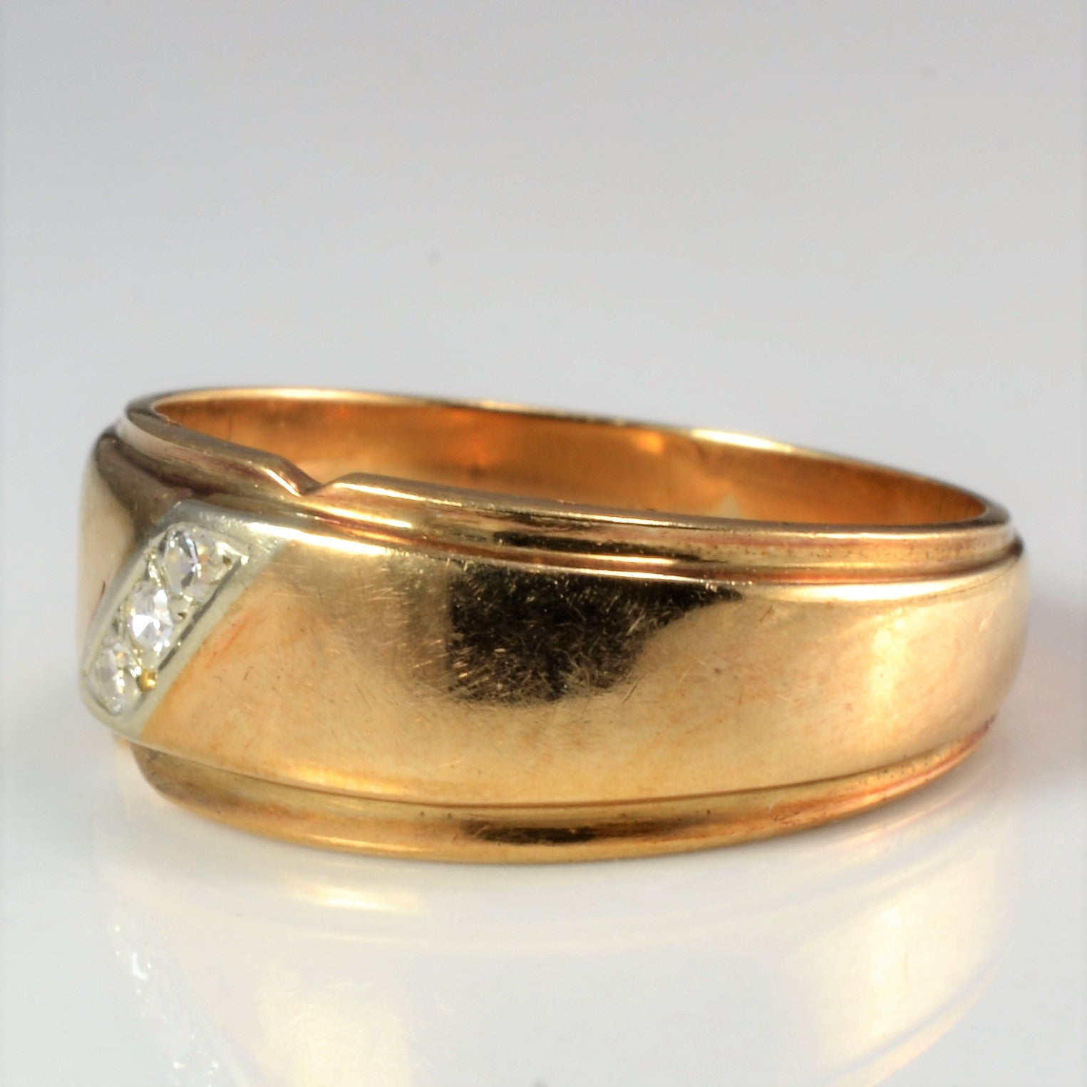 Three Stone Diamond Band | 0.04 ctw, SZ 5 |